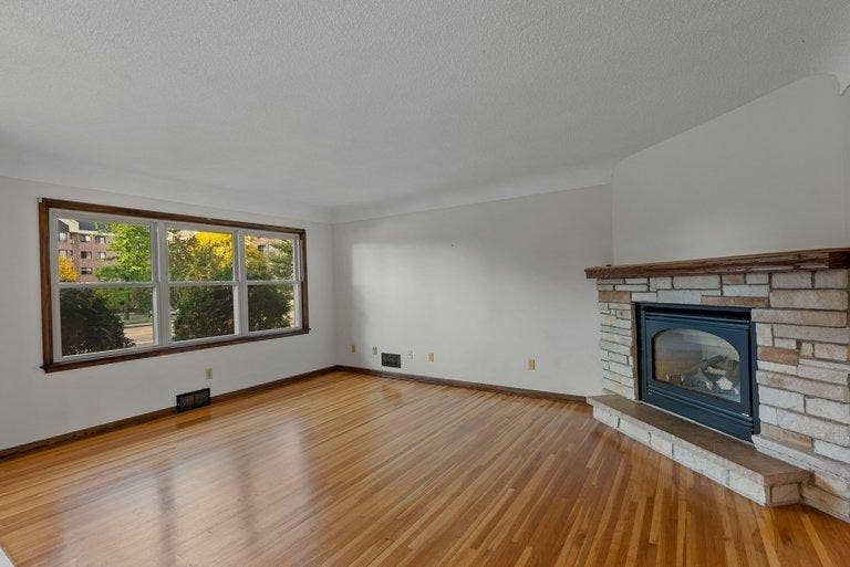 4201 40th Avenue N, Robbinsdale, MN 55422 020_dsc03954_756.jpg