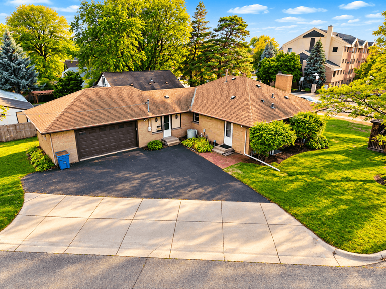 4201 40th Avenue N, Robbinsdale, MN 55422 001_golden-hour_ranch_house_aerial_913.png