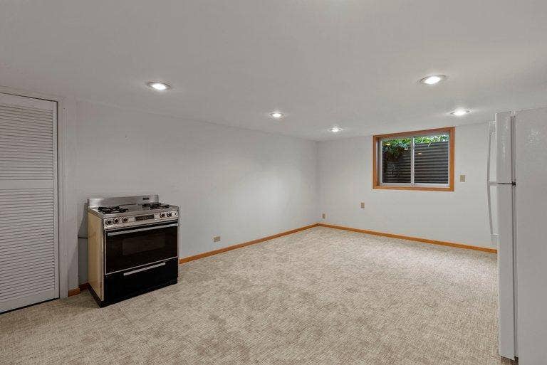 4201 40th Avenue N, Robbinsdale, MN 55422 047_dsc04041_221.jpg