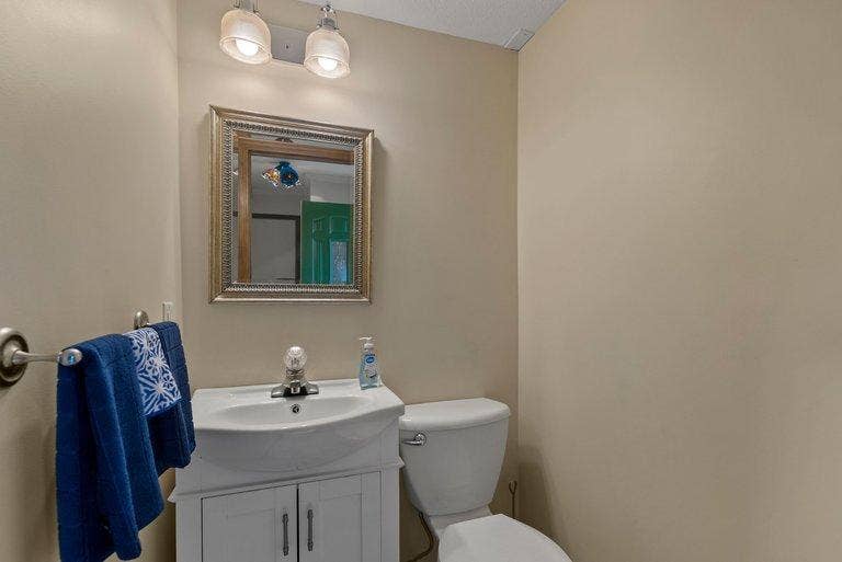 4201 40th Avenue N, Robbinsdale, MN 55422 034_dsc03999_152.jpg