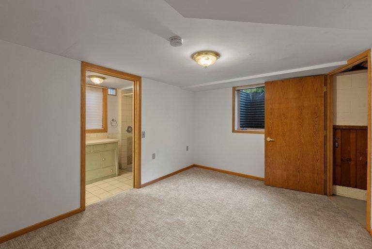4201 40th Avenue N, Robbinsdale, MN 55422 051_dsc04053_396.jpg