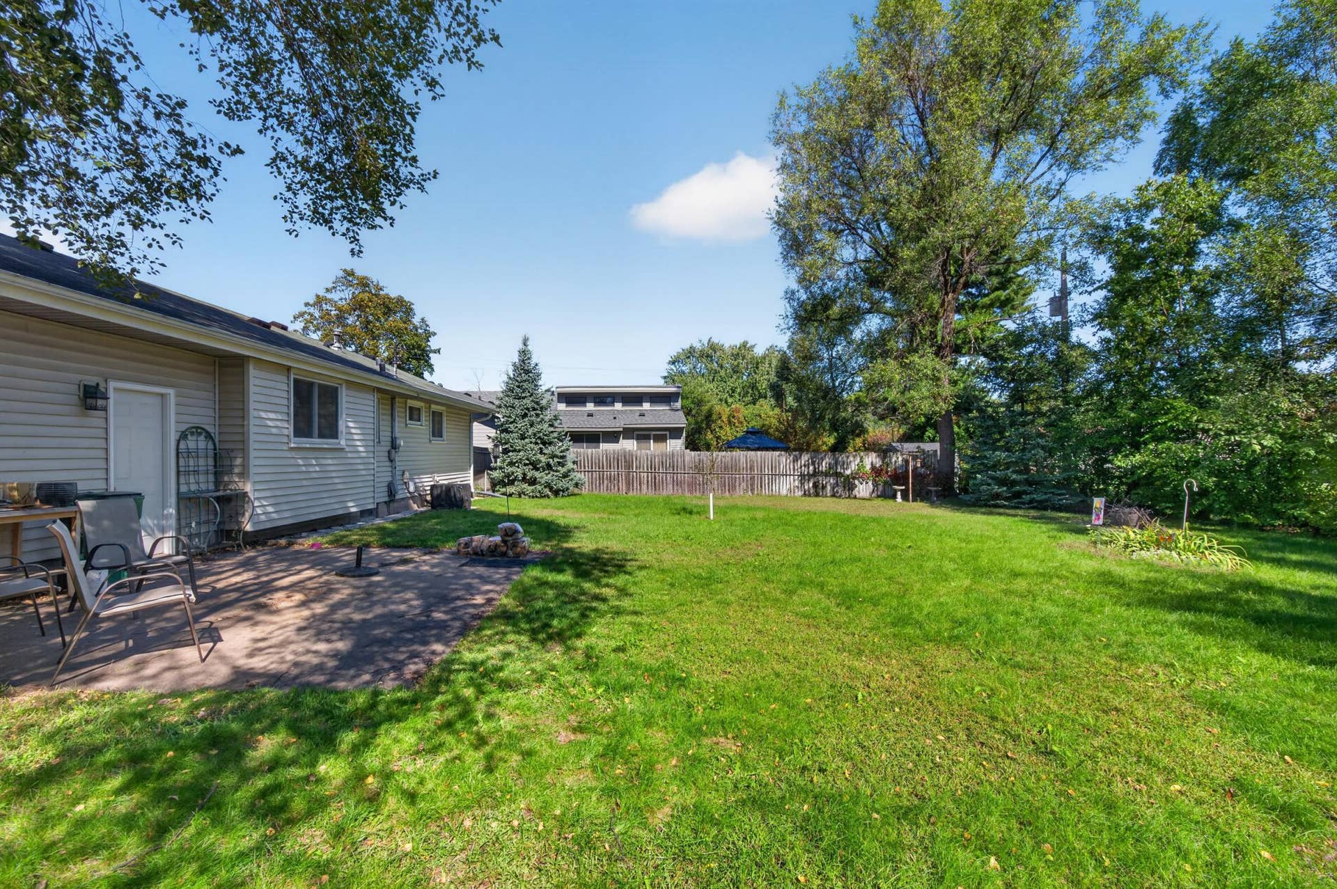 7740 Regent Avenue N, Brooklyn Park, MN 55443 7740 Regent Avenue N, Brooklyn Park, MN 55443