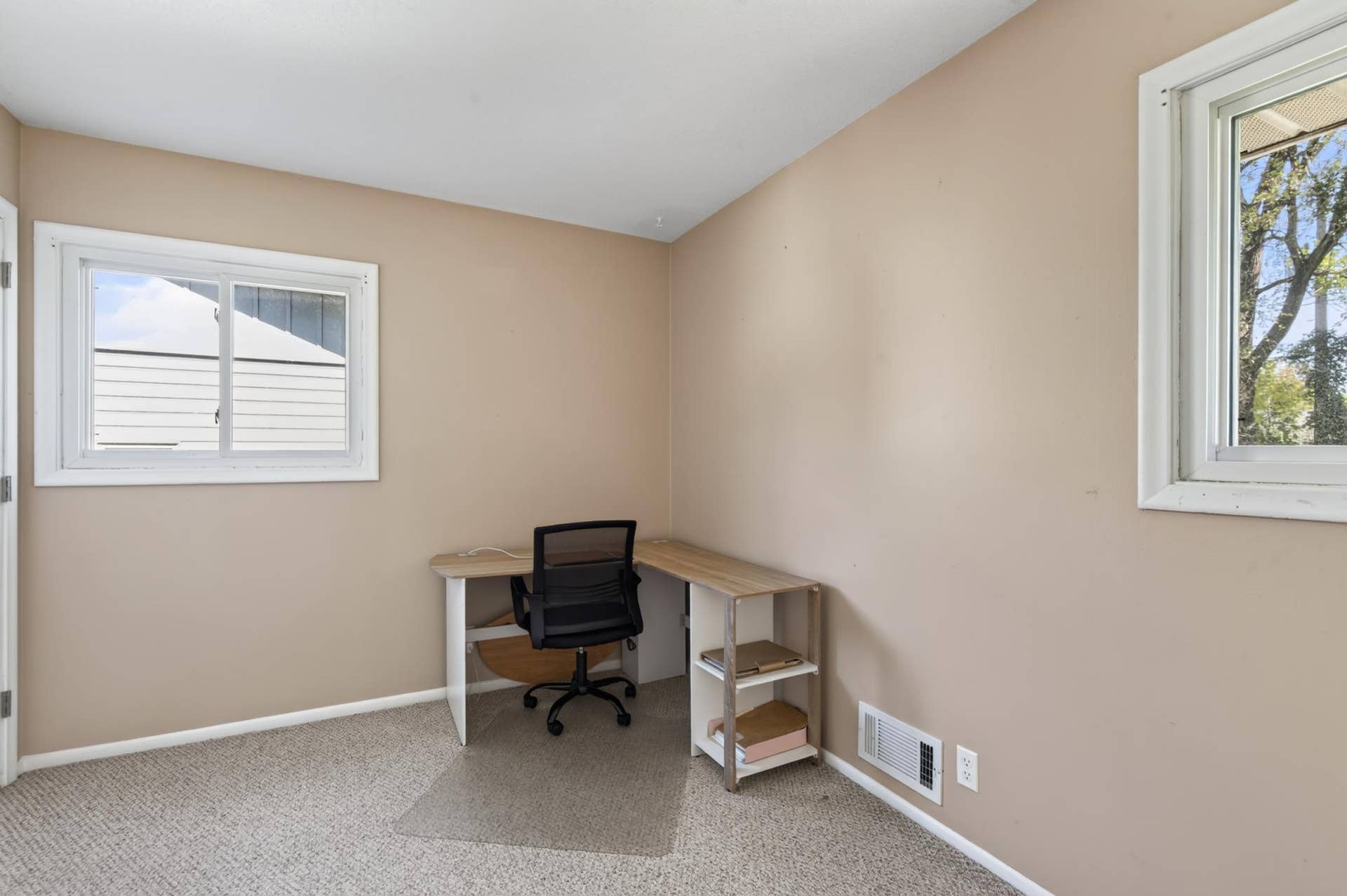 7740 Regent Avenue N, Brooklyn Park, MN 55443 7740 Regent Avenue N, Brooklyn Park, MN 55443