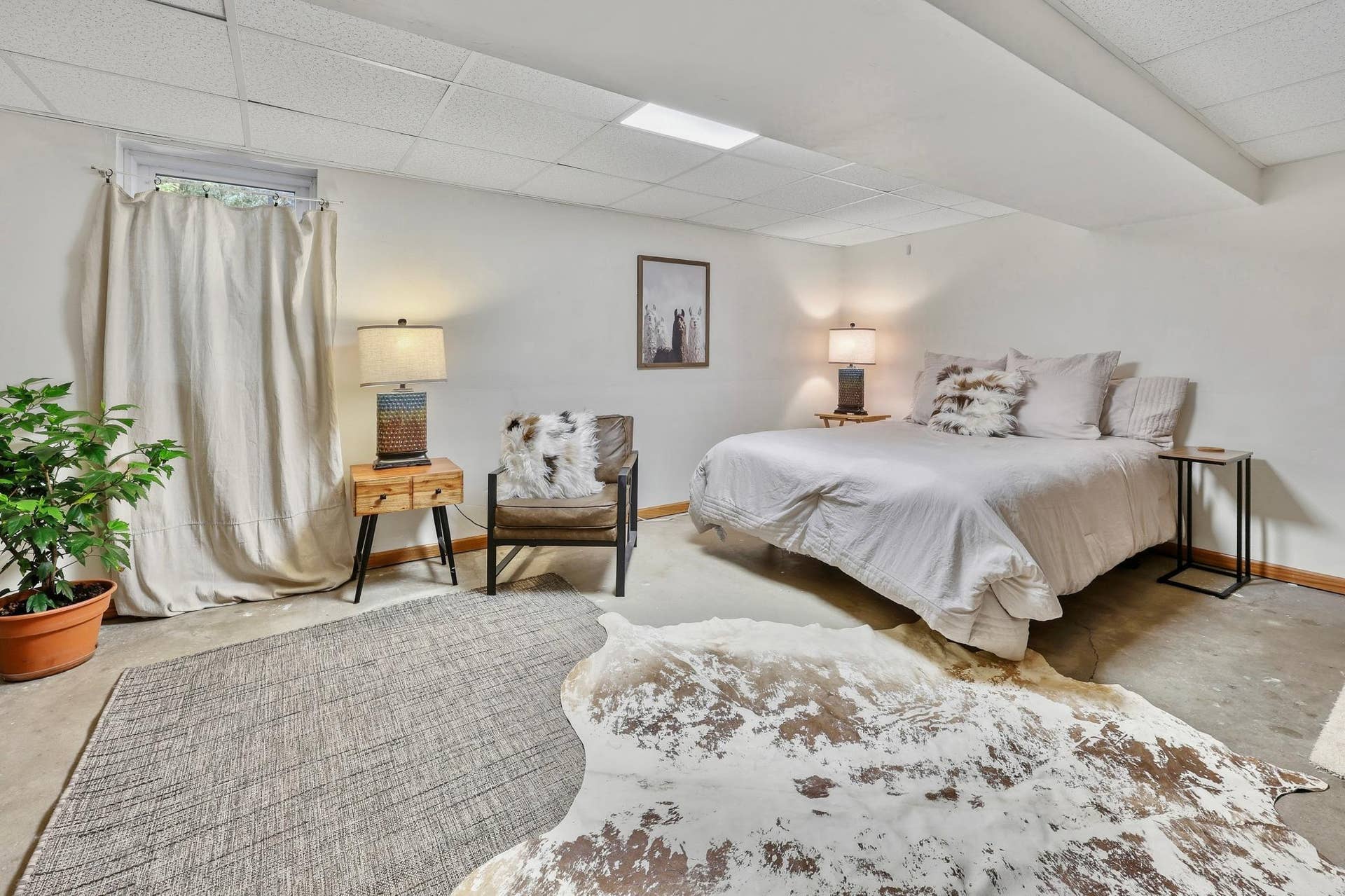 260 Westgate Drive, Winsted, MN 55395 17x13 Bedroom