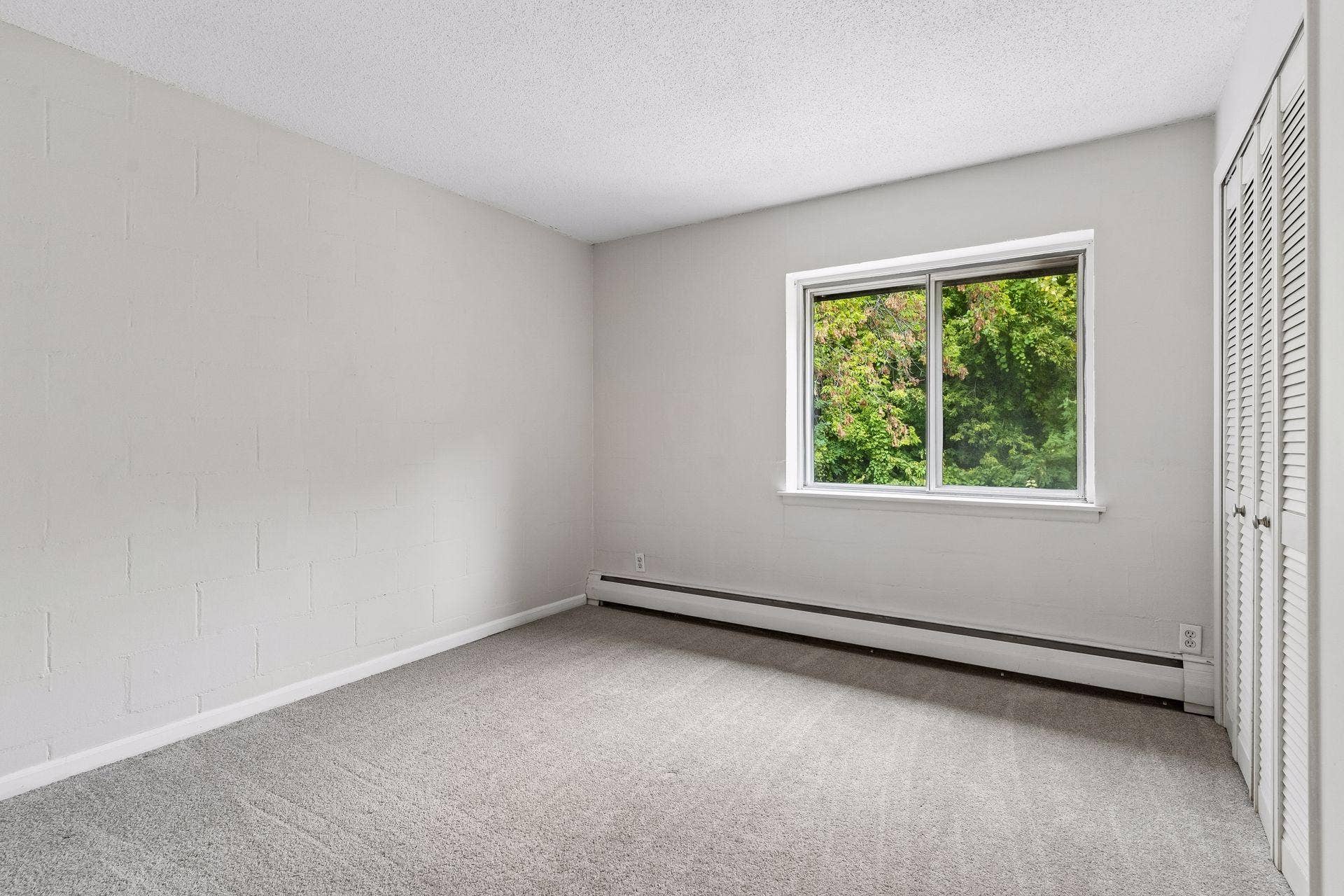 380 Ramsey Street, #10B, 100, Saint Paul, MN 55102 380 Ramsey Street 31.jpg