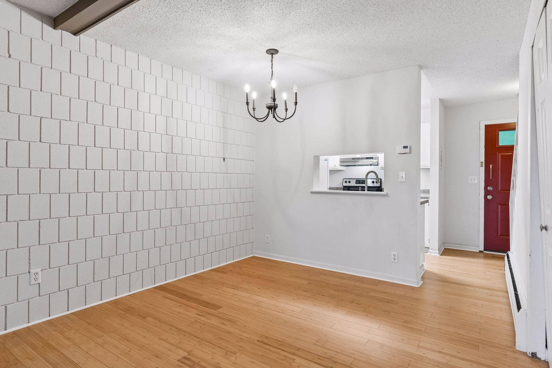 380 Ramsey Street, #10B, 100, Saint Paul, MN 55102 380 Ramsey Street 13.jpg