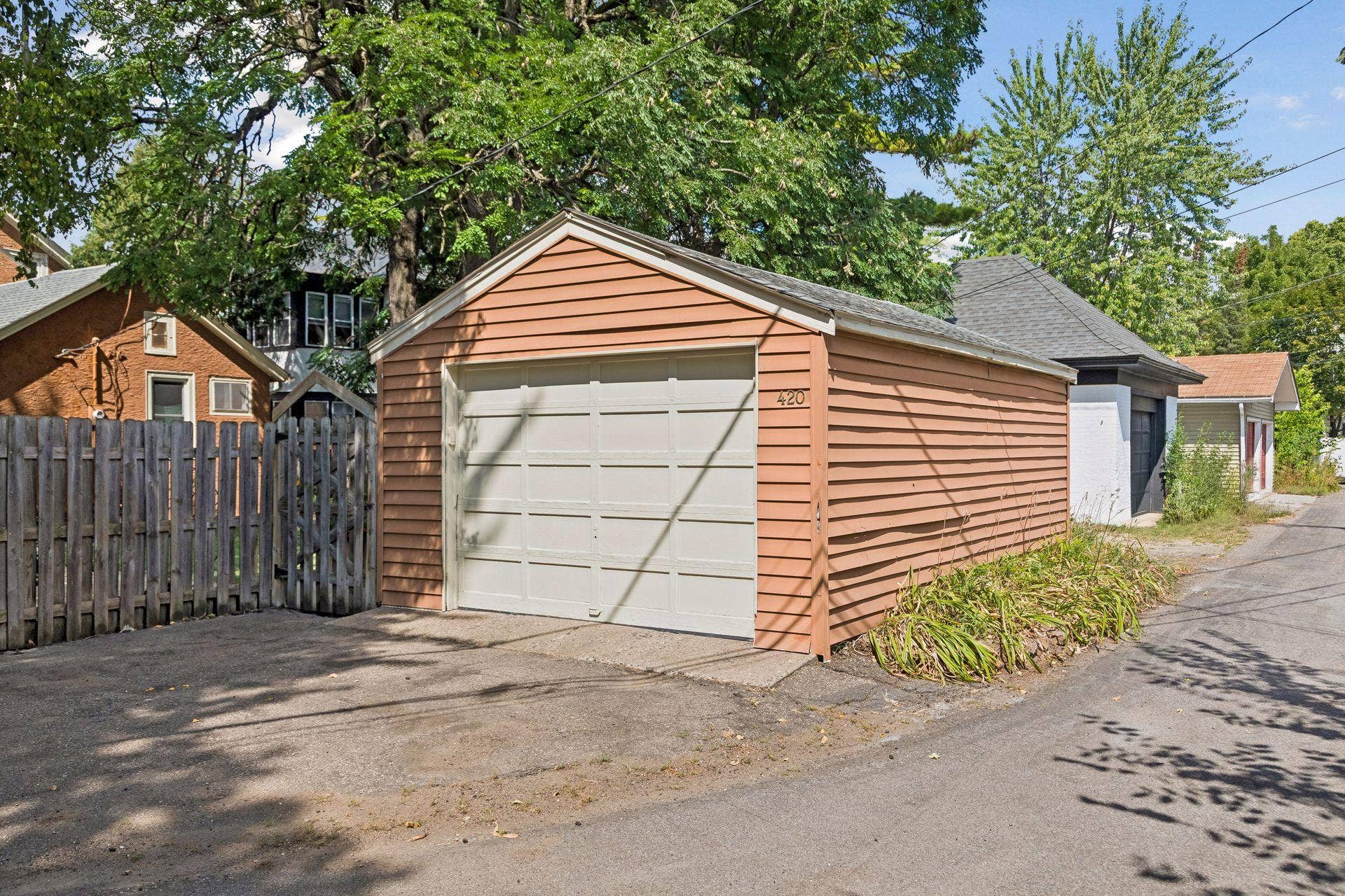 420 Daly Street, 103, Saint Paul, MN 55102 420 Daly Street, 103, Saint Paul, MN 55102