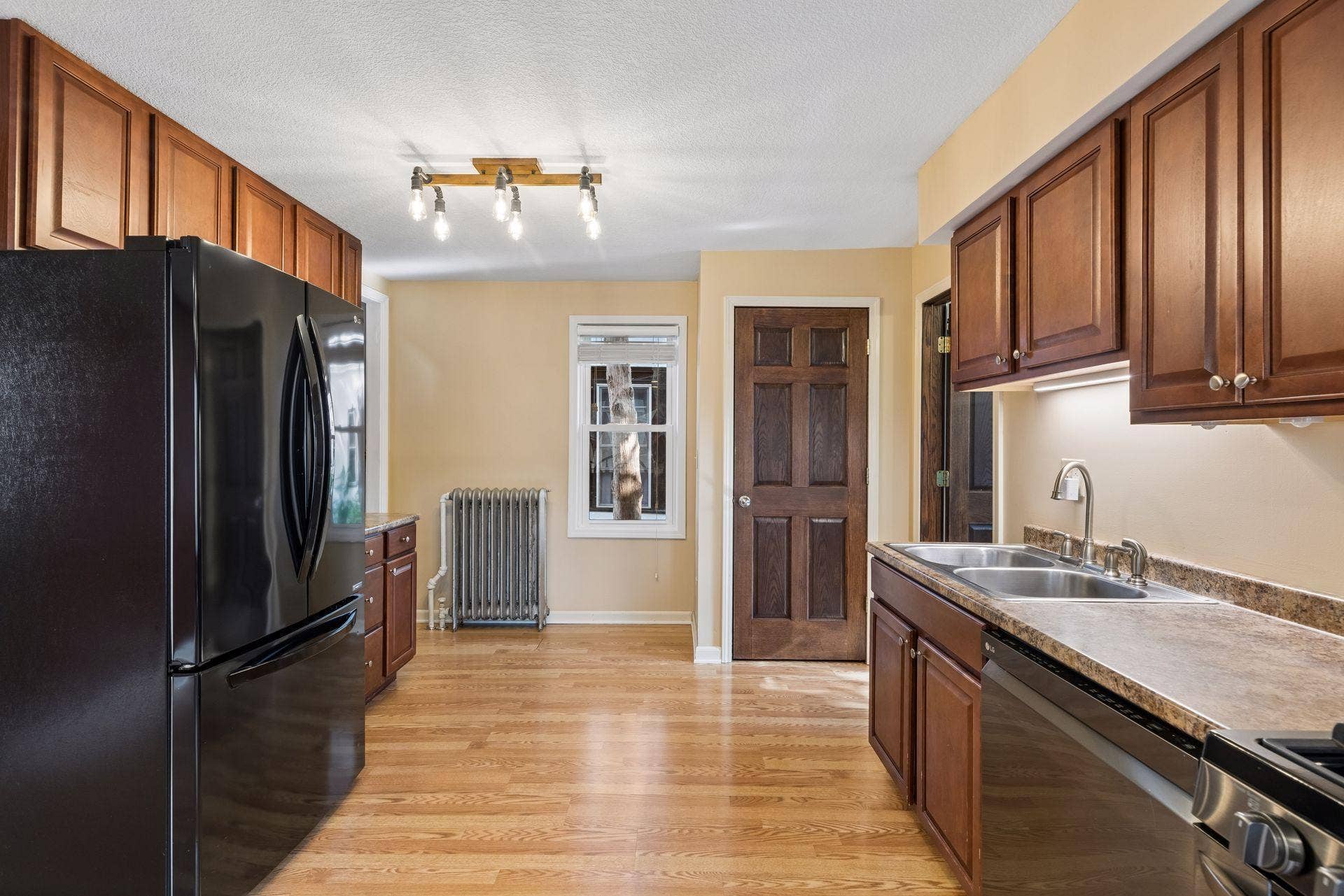 420 Daly Street, 103, Saint Paul, MN 55102 420 Daly Street, 103, Saint Paul, MN 55102