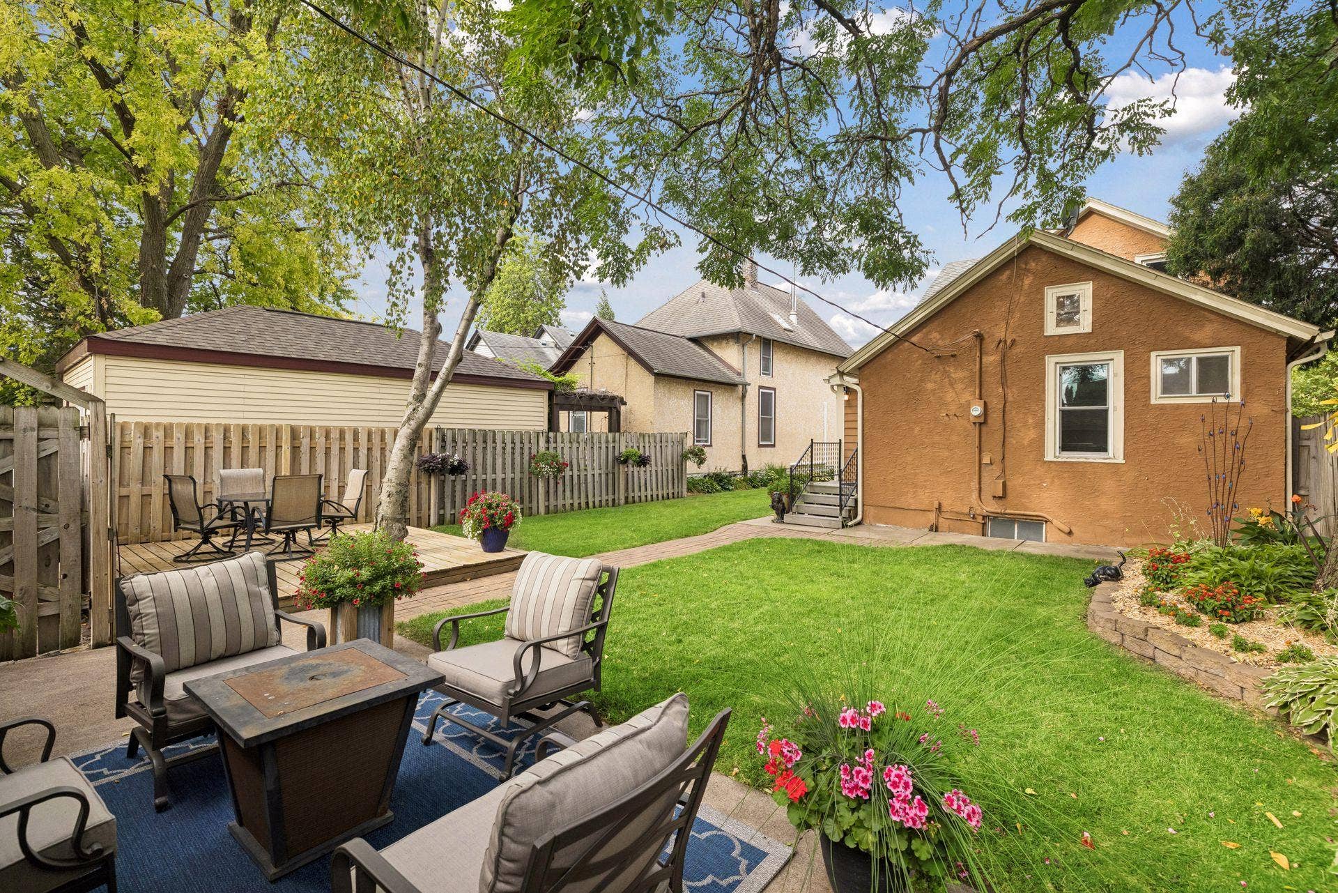 420 Daly Street, 103, Saint Paul, MN 55102 420 Daly Street, 103, Saint Paul, MN 55102