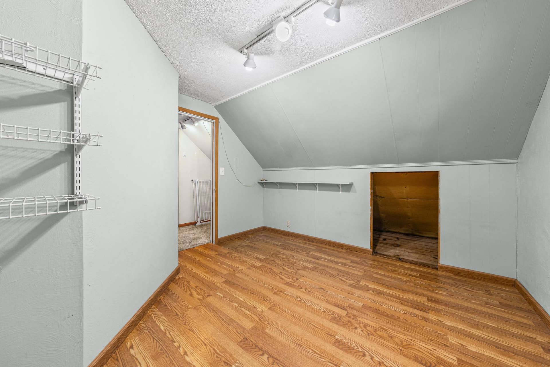8634 Lincoln Street NE, Blaine, MN 55434