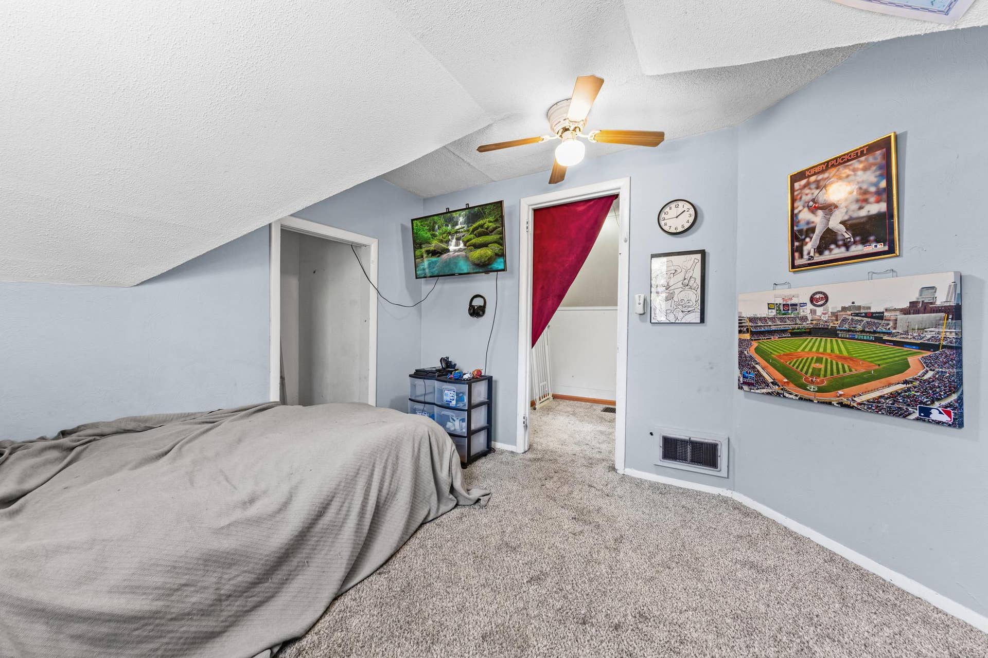 8634 Lincoln Street NE, Blaine, MN 55434