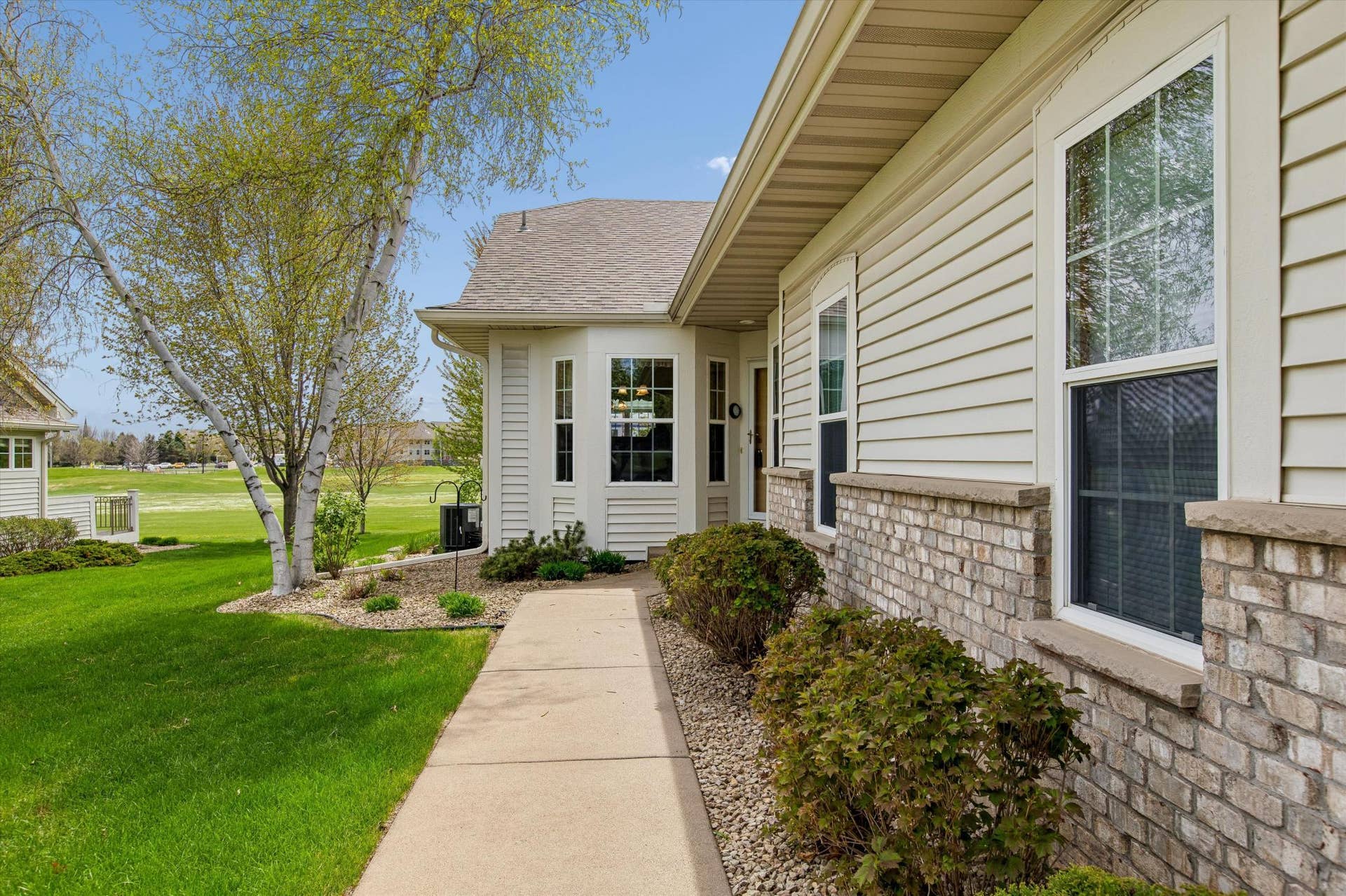 505 Holly Lane N, Oakdale, MN 55128 505 Holly