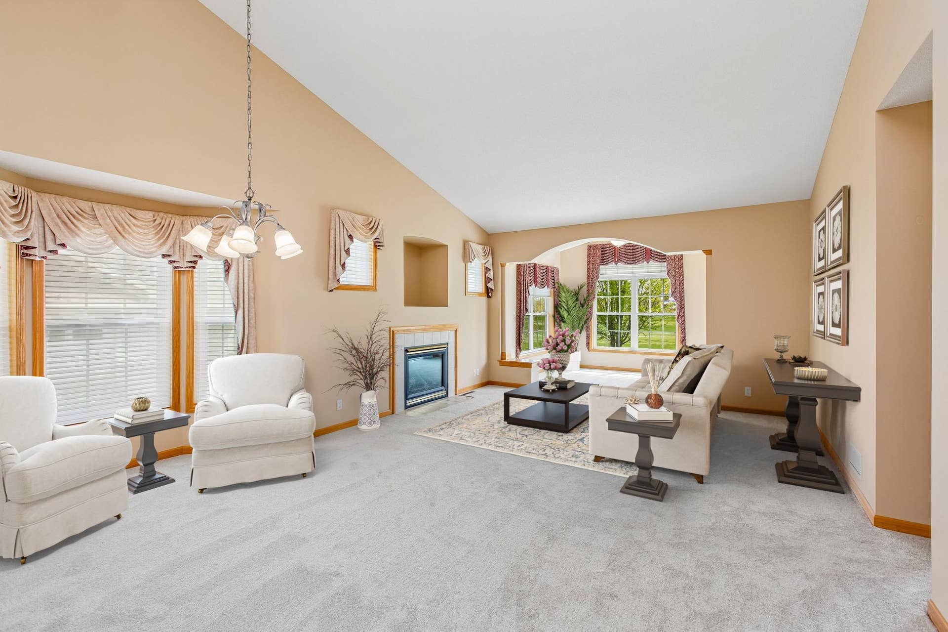 505 Holly Lane N, Oakdale, MN 55128 Living Room