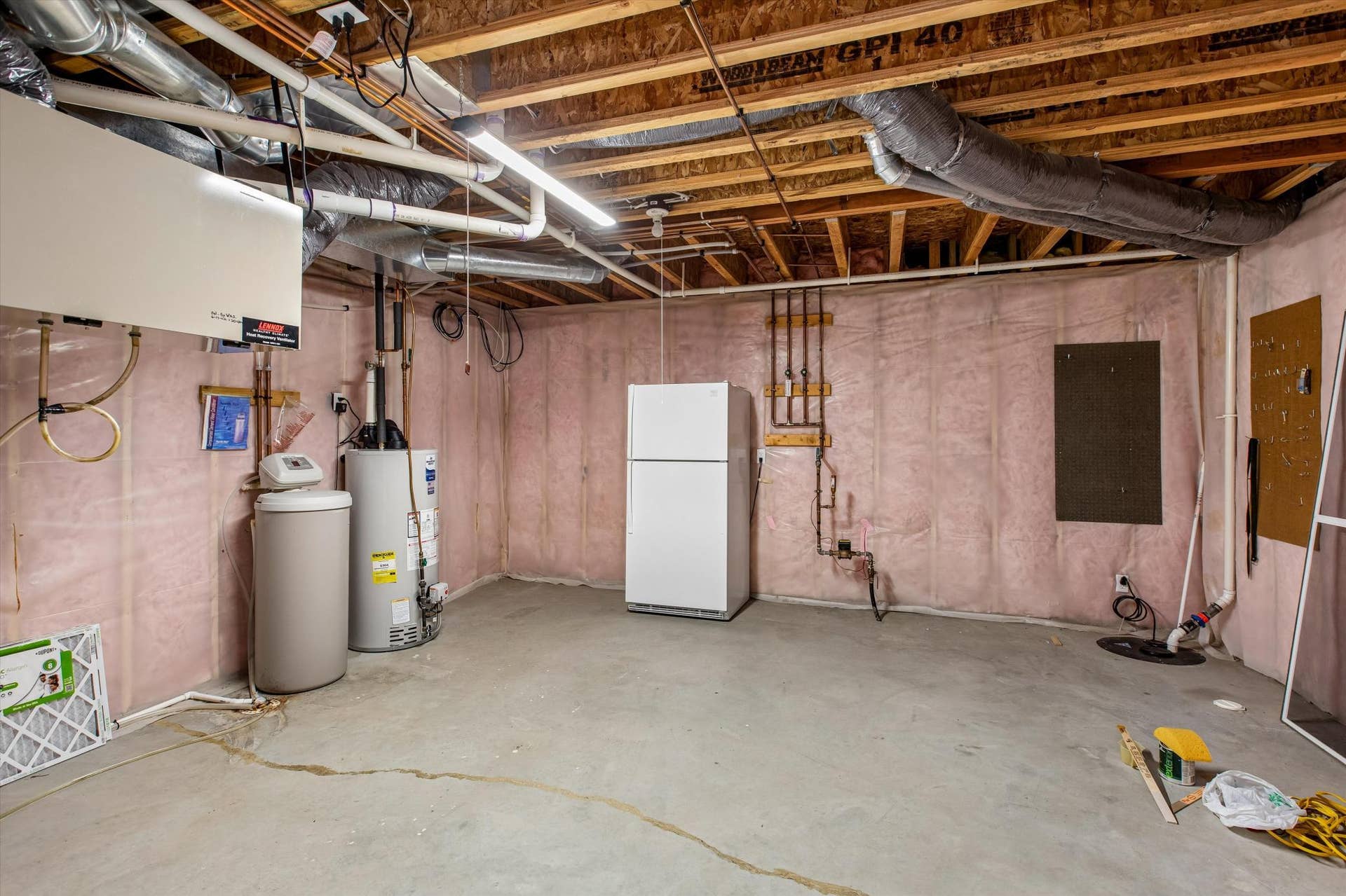 505 Holly Lane N, Oakdale, MN 55128 Utility/Storage Room