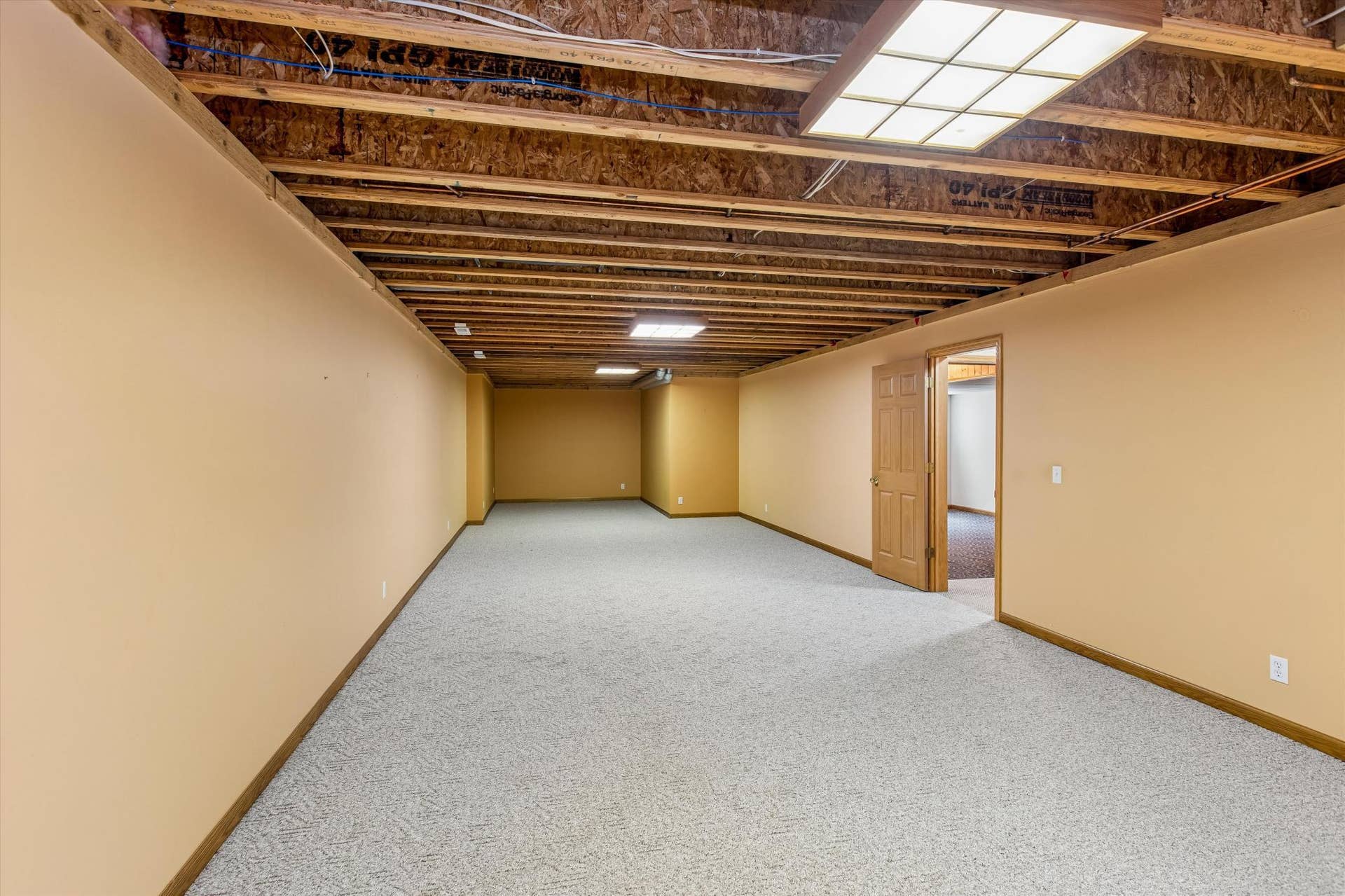 505 Holly Lane N, Oakdale, MN 55128 Family Room