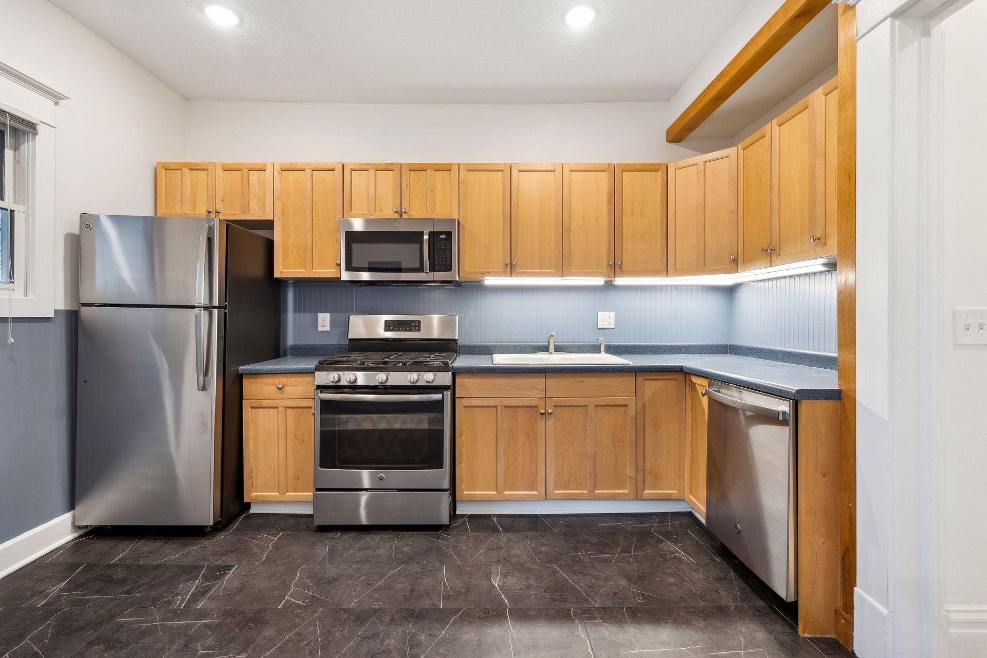 2125 Harriet Avenue, 84, Minneapolis, MN 55405 2125 Harriet Avenue, 84, Minneapolis, MN 55405