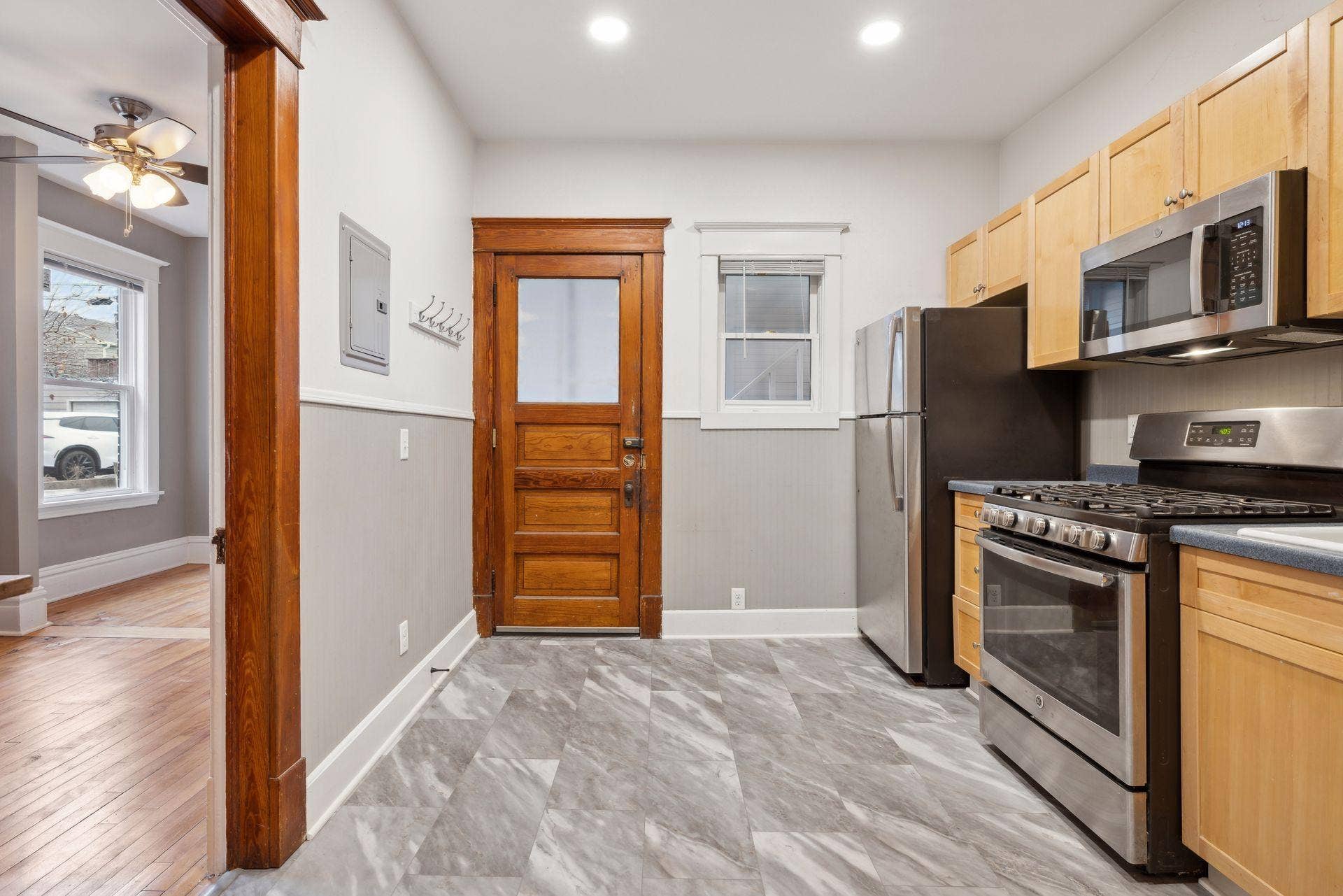 2125 Harriet Avenue, 84, Minneapolis, MN 55405 2125 Harriet Avenue, 84, Minneapolis, MN 55405