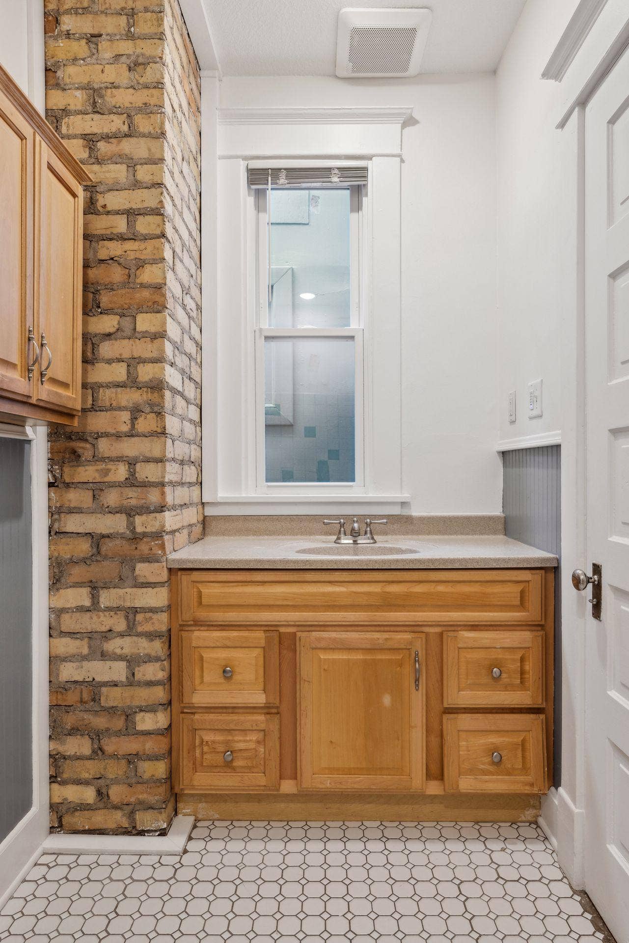 2125 Harriet Avenue, 84, Minneapolis, MN 55405 2125 Harriet Avenue, 84, Minneapolis, MN 55405