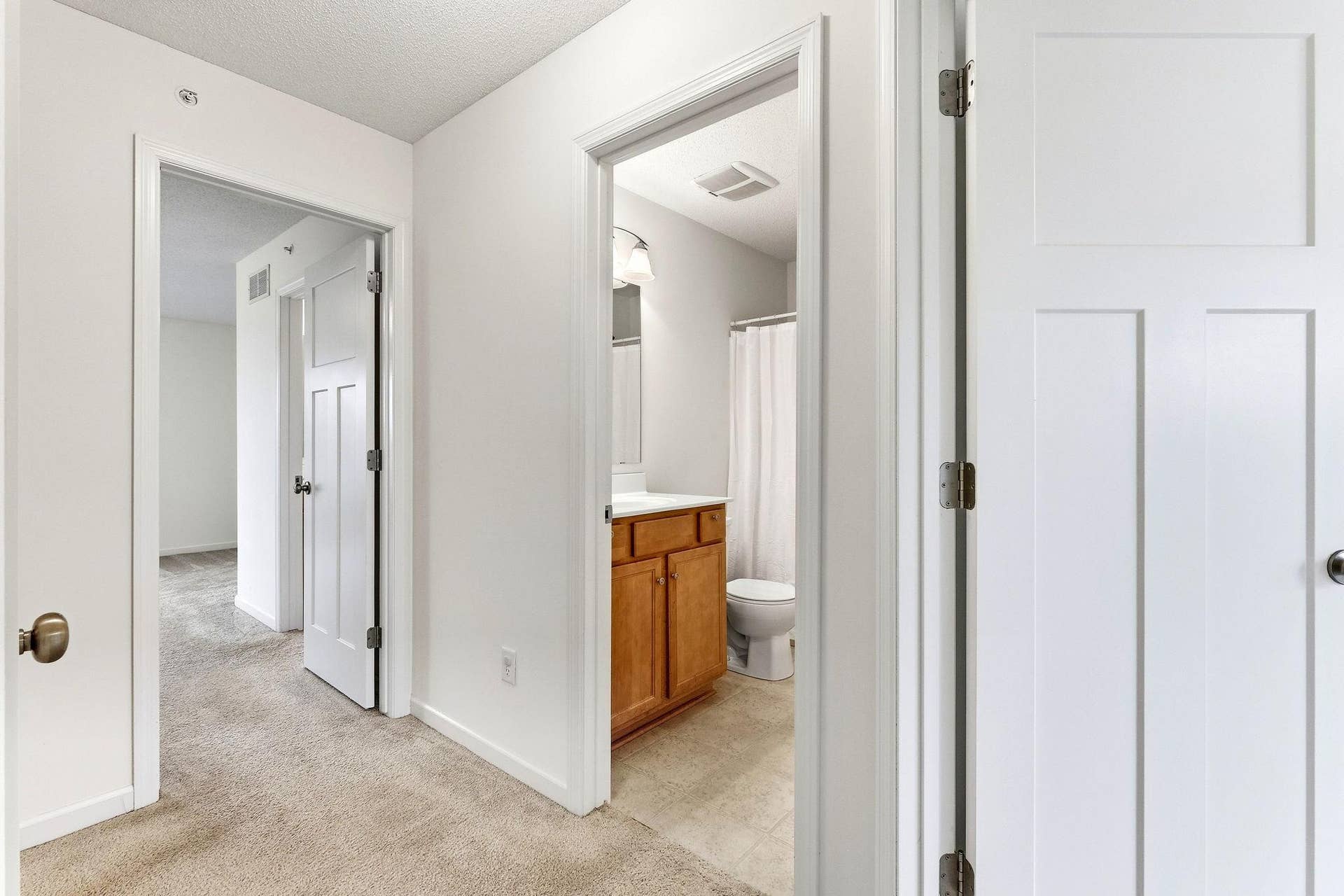 9673 Toledo Lane N, Brooklyn Park, MN 55443 18-web-or-mls-9673-Toledo-Ln-N-18.jpg