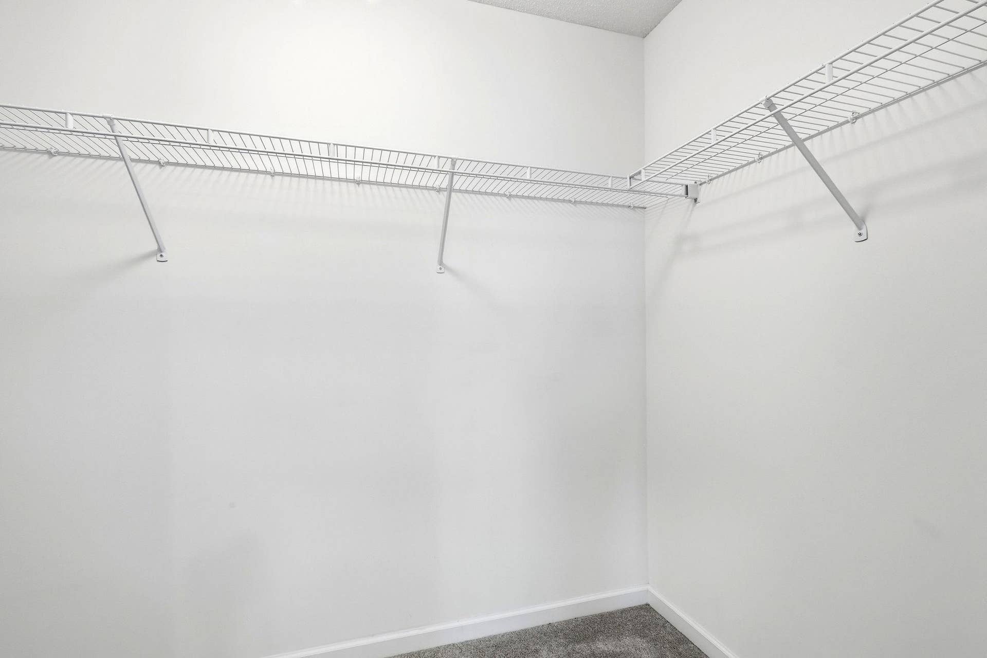 9673 Toledo Lane N, Brooklyn Park, MN 55443 22-web-or-mls-9673-Toledo-Ln-N-22.jpg