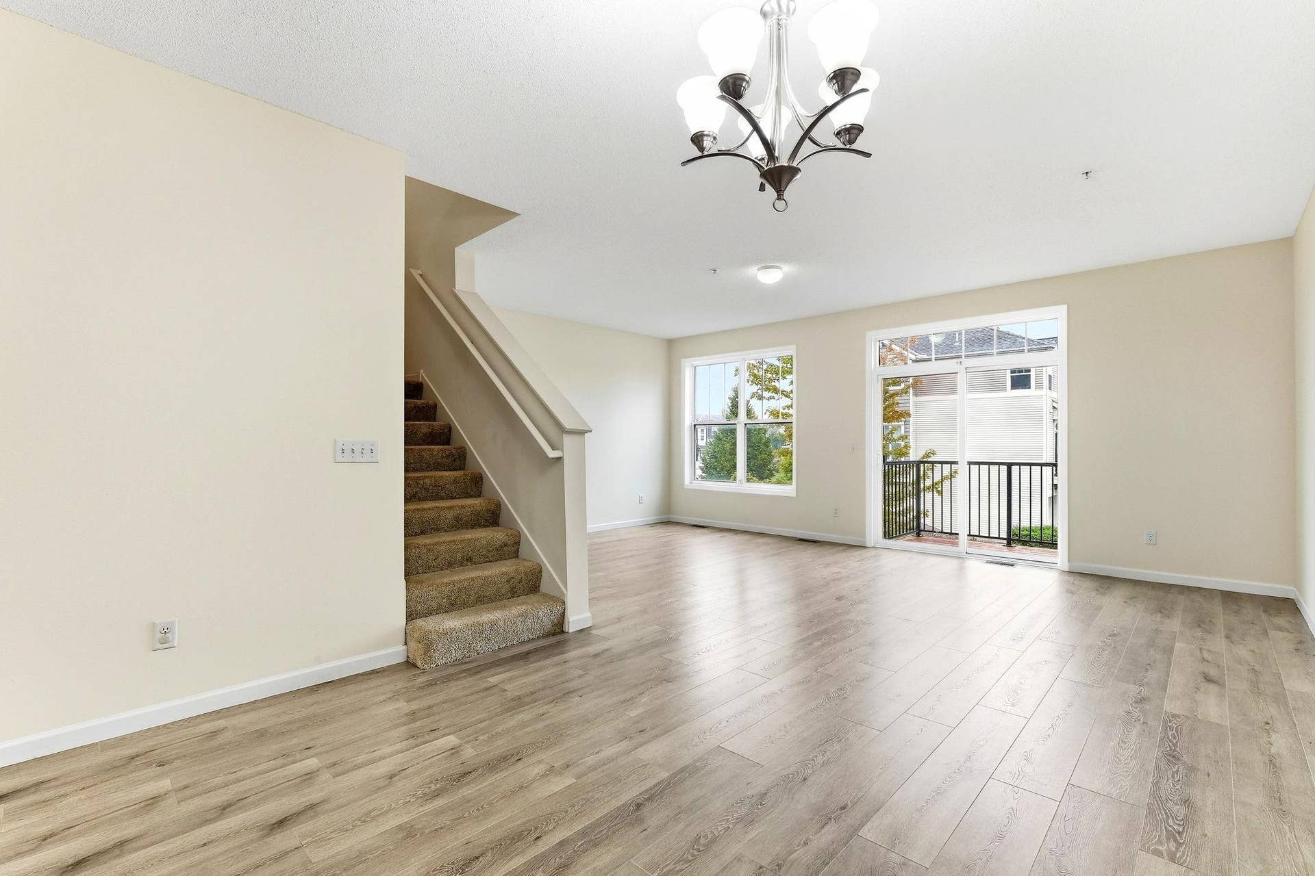 9673 Toledo Lane N, Brooklyn Park, MN 55443 7-web-or-mls-9673-Toledo-Ln-N-07.jpg