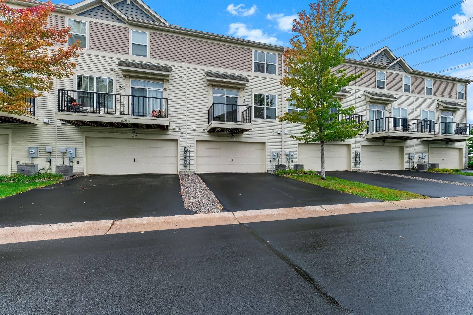 9673 Toledo Lane N, Brooklyn Park, MN 55443 39-web-or-mls-9673-Toledo-Ln-N-39.jpg
