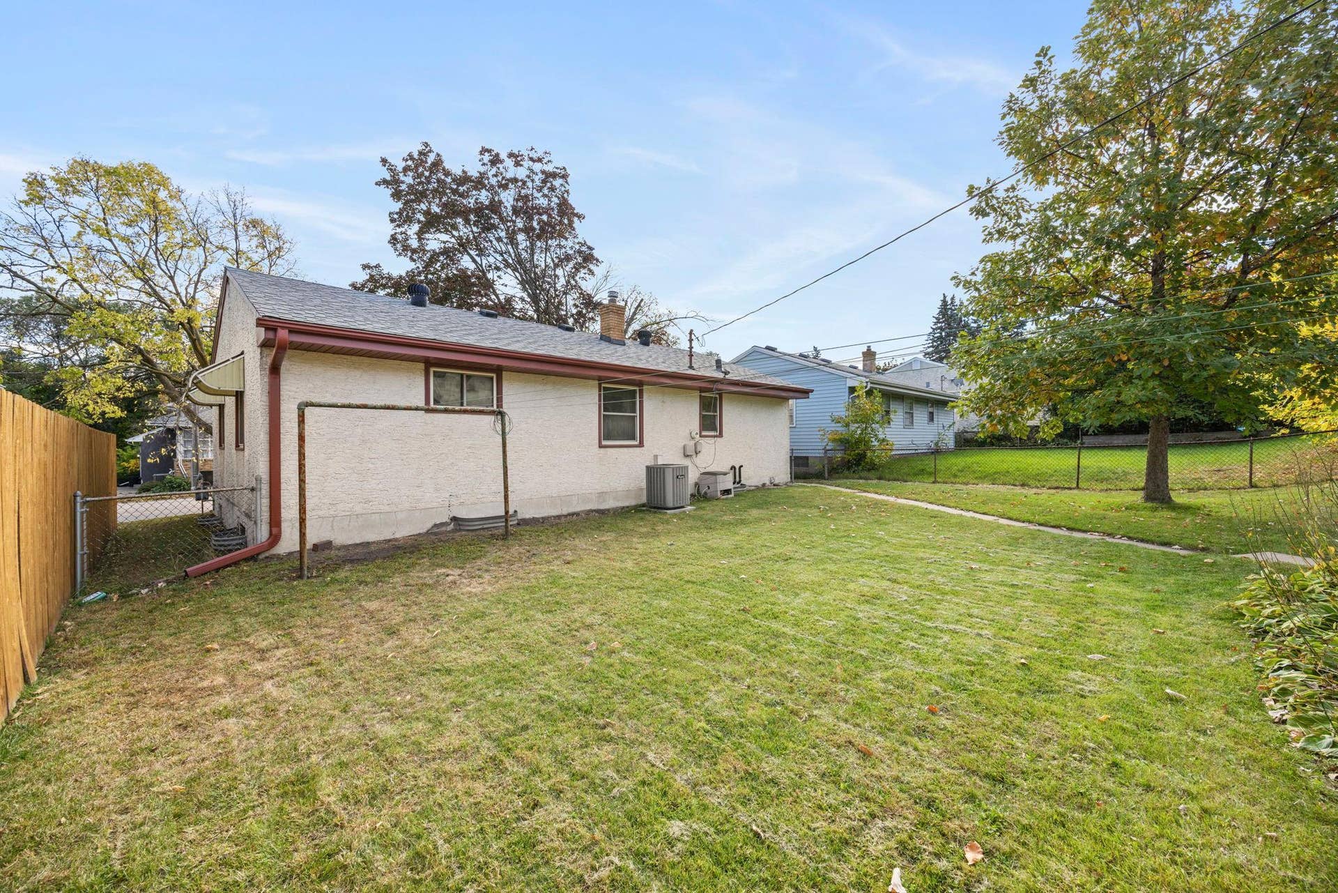 1097 Dale Street N, 89, Saint Paul, MN 55117 52-web-or-mls-1097 Dale St N-53.jpg