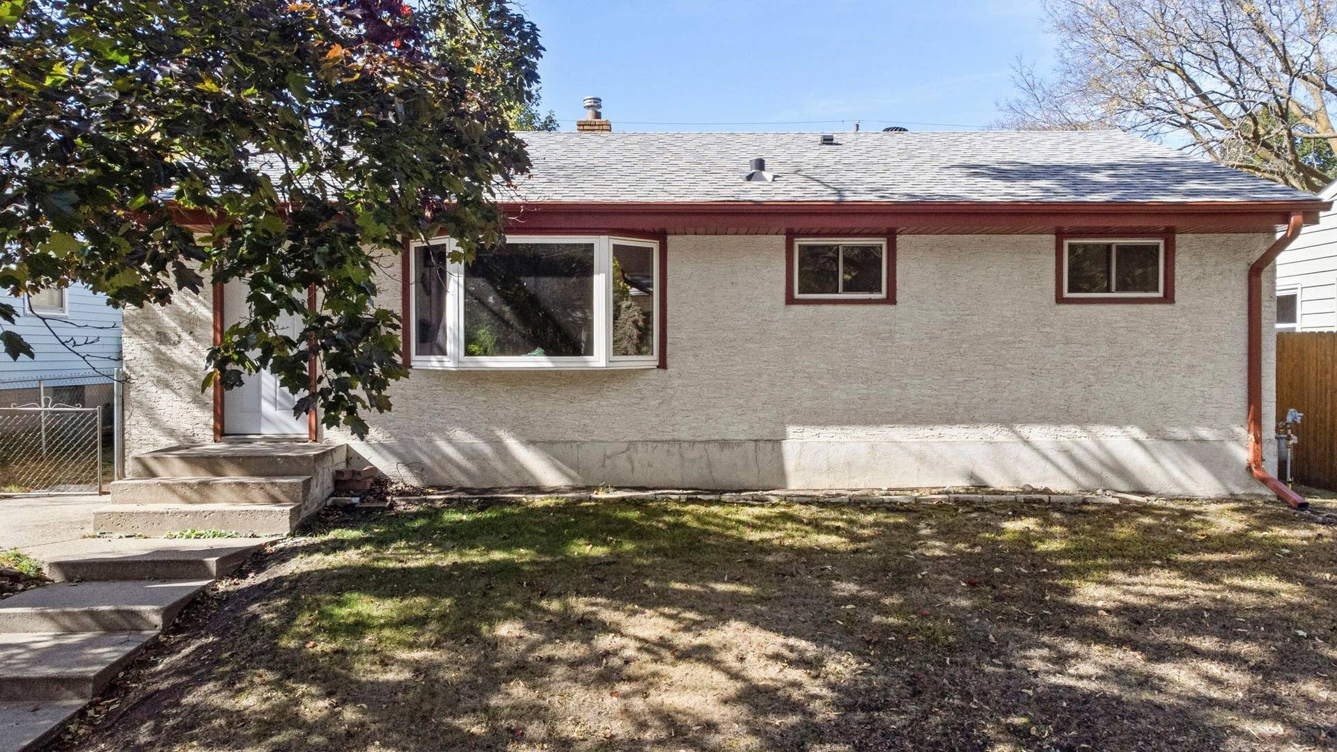 1097 Dale Street N, 89, Saint Paul, MN 55117 8-web-or-mls-1097 Dale St N-288.jpg