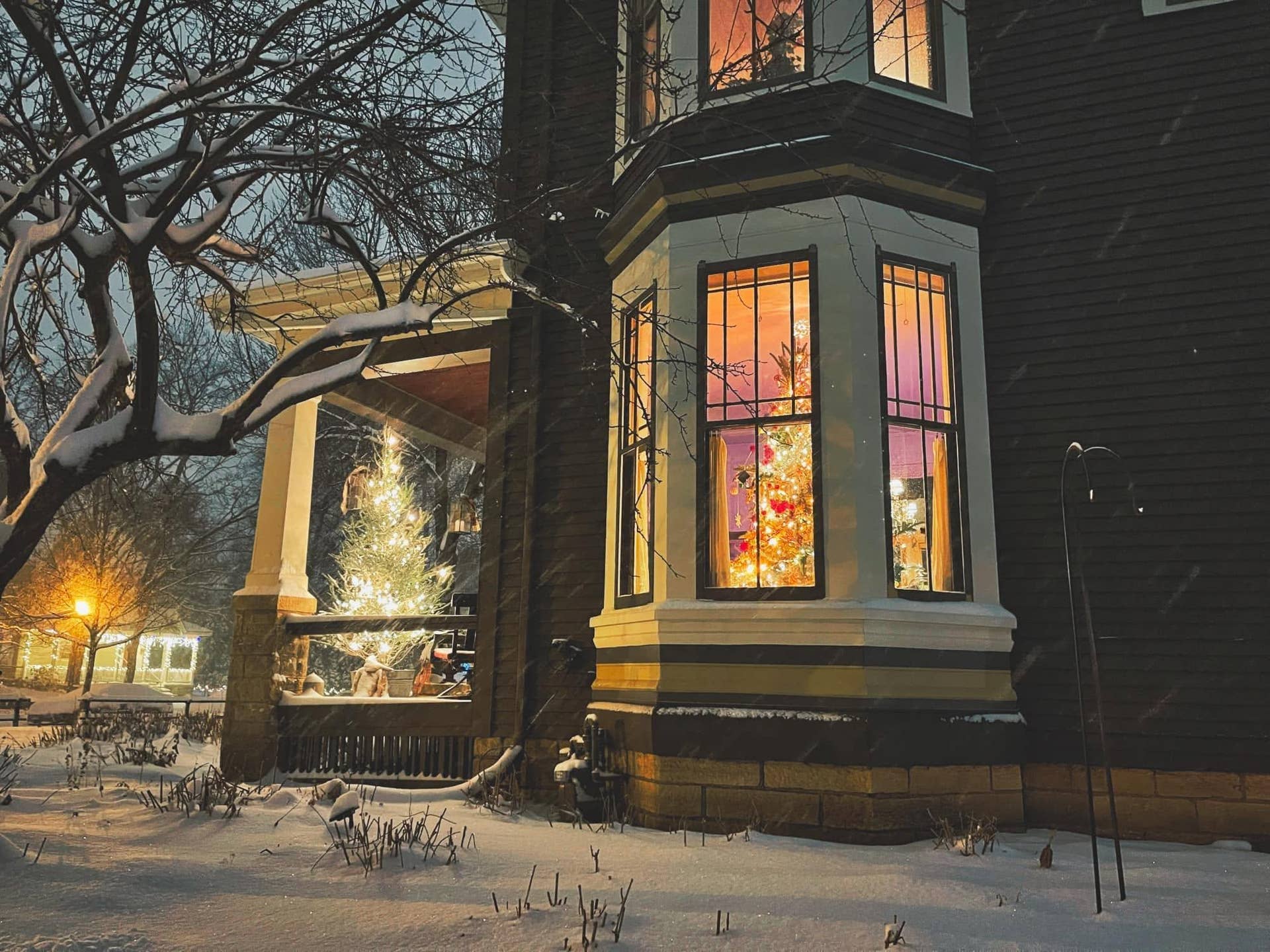 501 Portland Avenue, 101, Saint Paul, MN 55102 Quiet Winter night