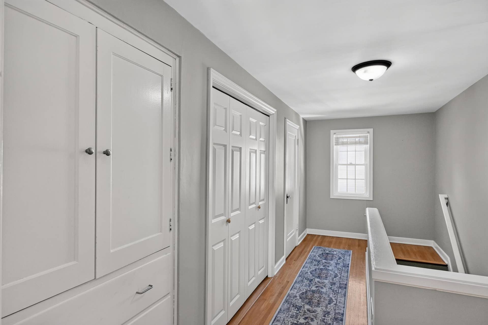 715 Maple Street, Alexandria, MN 56308 Hallway