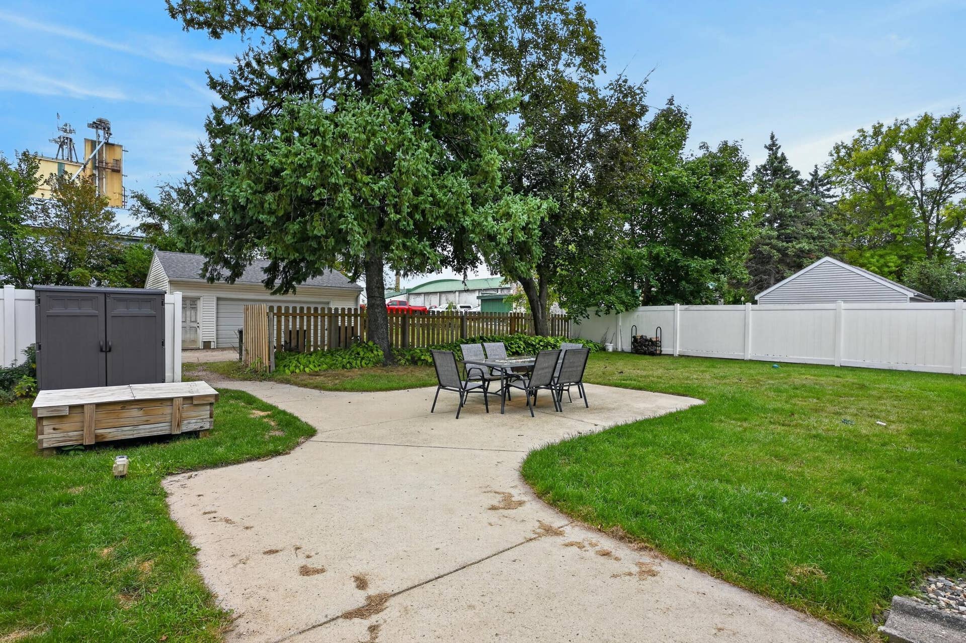 715 Maple Street, Alexandria, MN 56308 Backyard