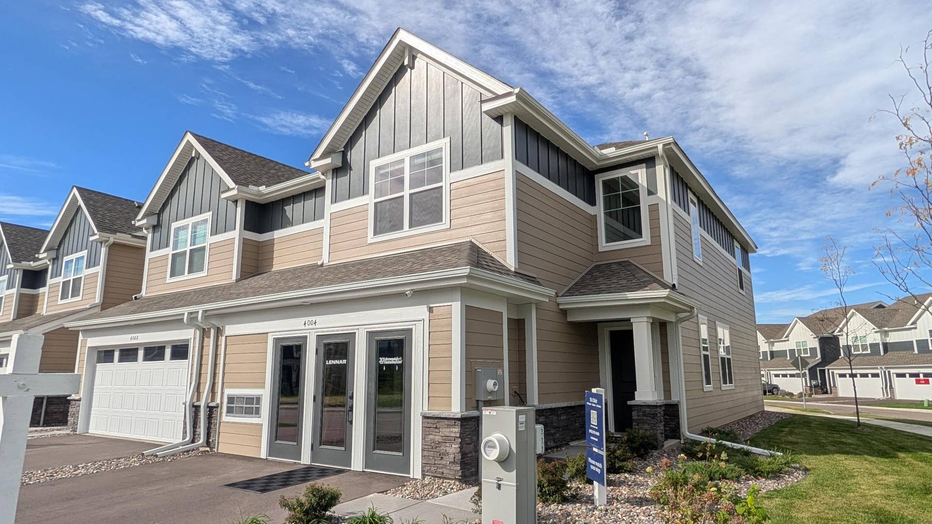 4004 Hayward Avenue N, Oakdale, MN 55128 Welcome to the St. Clair model at 4004 Hayward Ave N! (All photos are of the actual model home.)