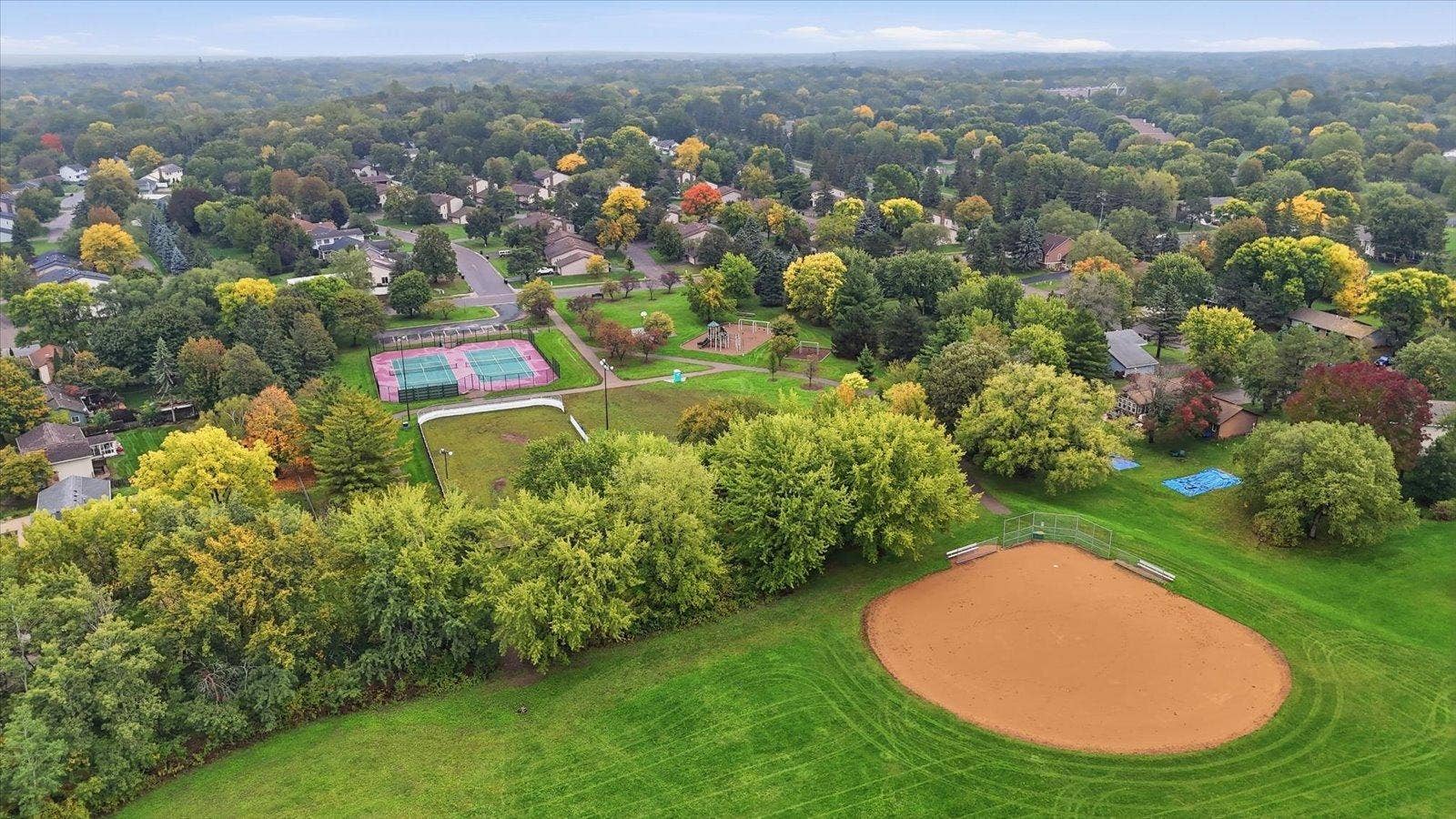 4711 Lund Point, Eagan, MN 55122 20-DJI_20260930110542_0290_D.jpg