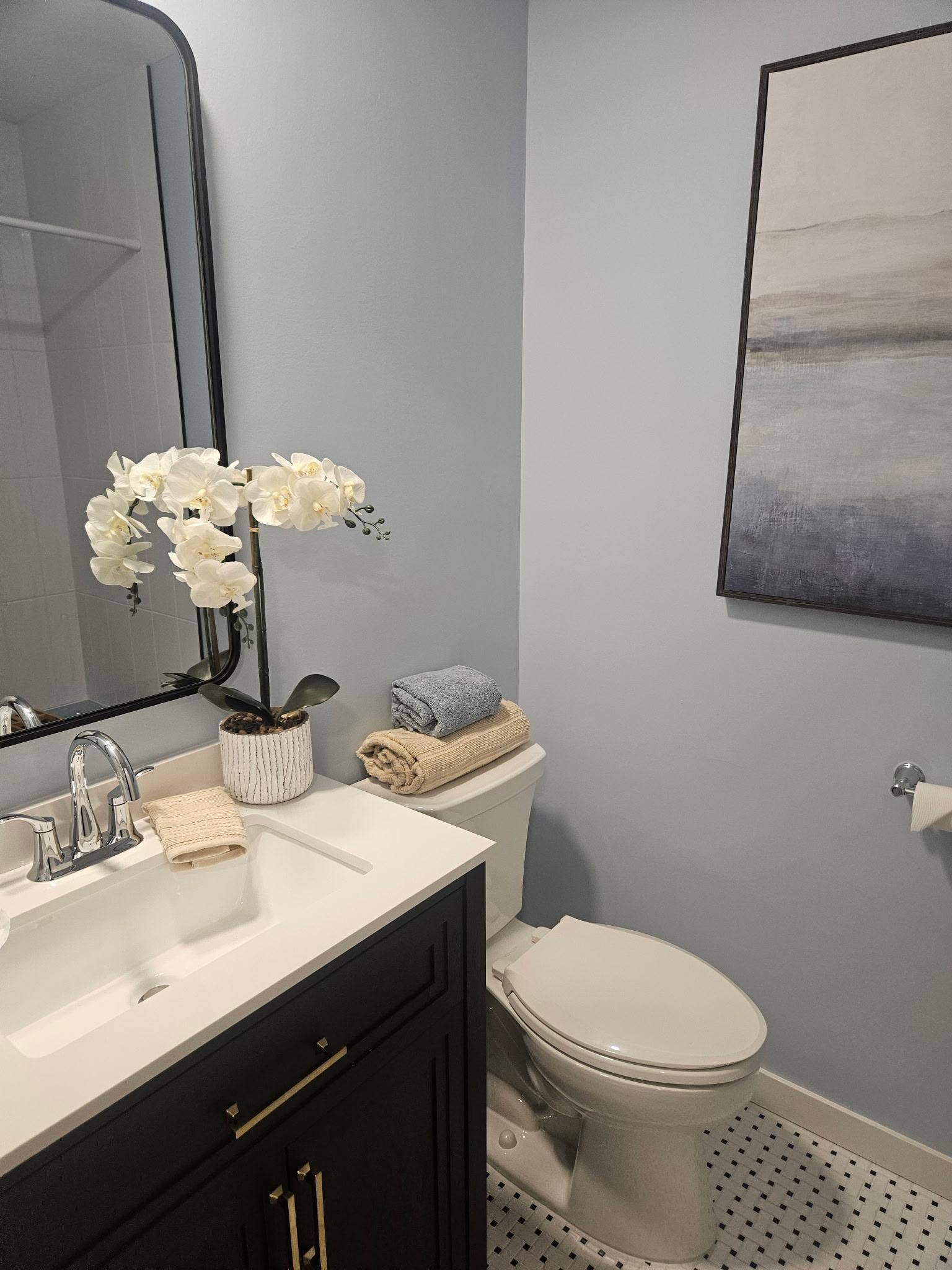 4711 Lund Point, Eagan, MN 55122 4711 Lund Pt - bath1.JPG