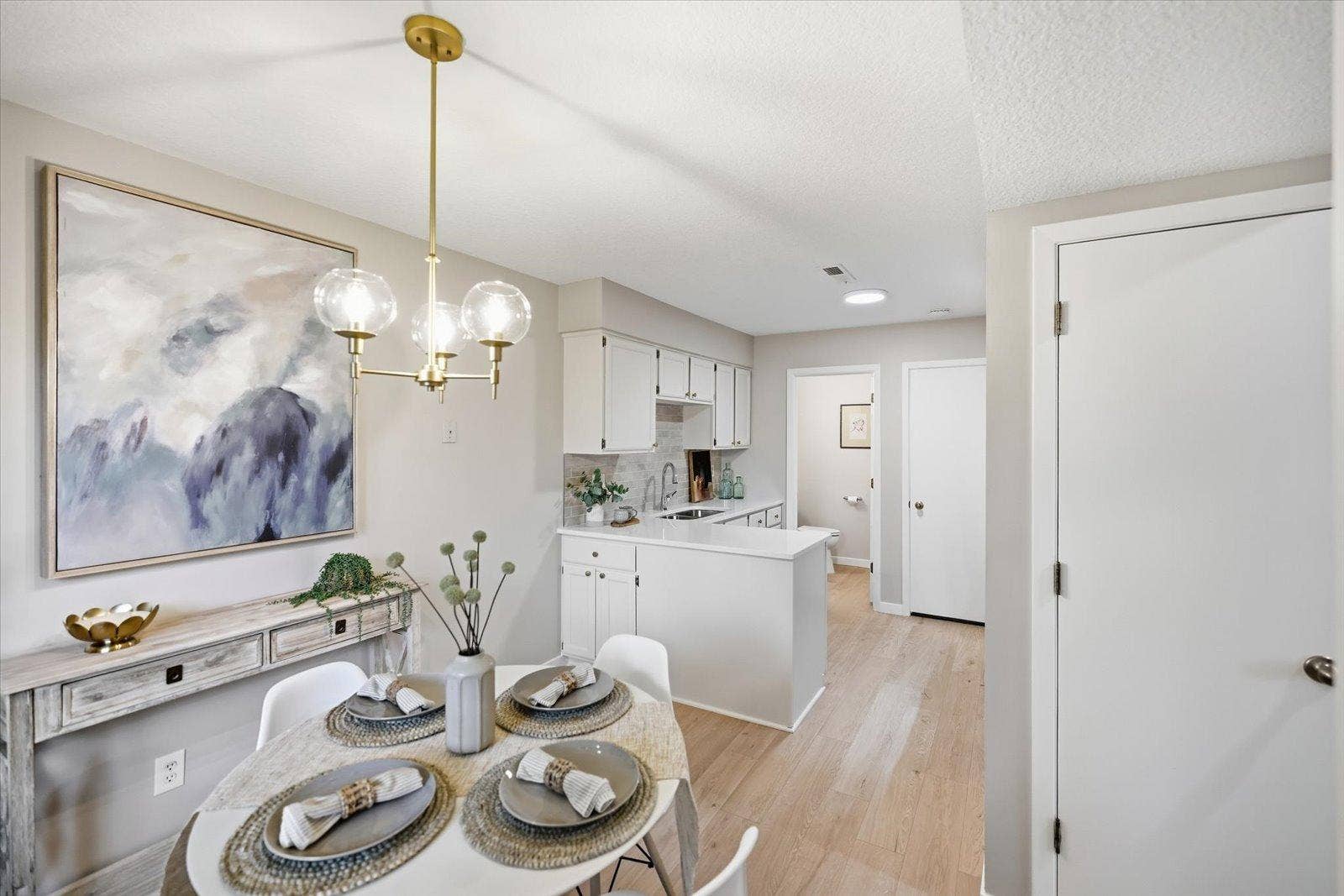 4711 Lund Point, Eagan, MN 55122 41-IMG_4655.jpg