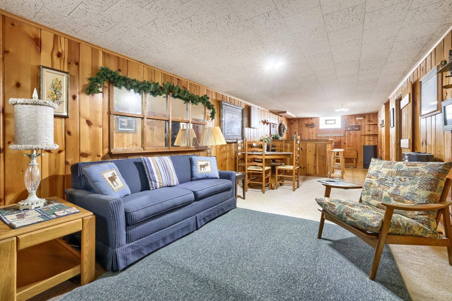 5301 Penn Avenue N, Brooklyn Center, MN 55430 5301 Penn Ave N - Web Quality - 014 - 14 Family Room.jpg