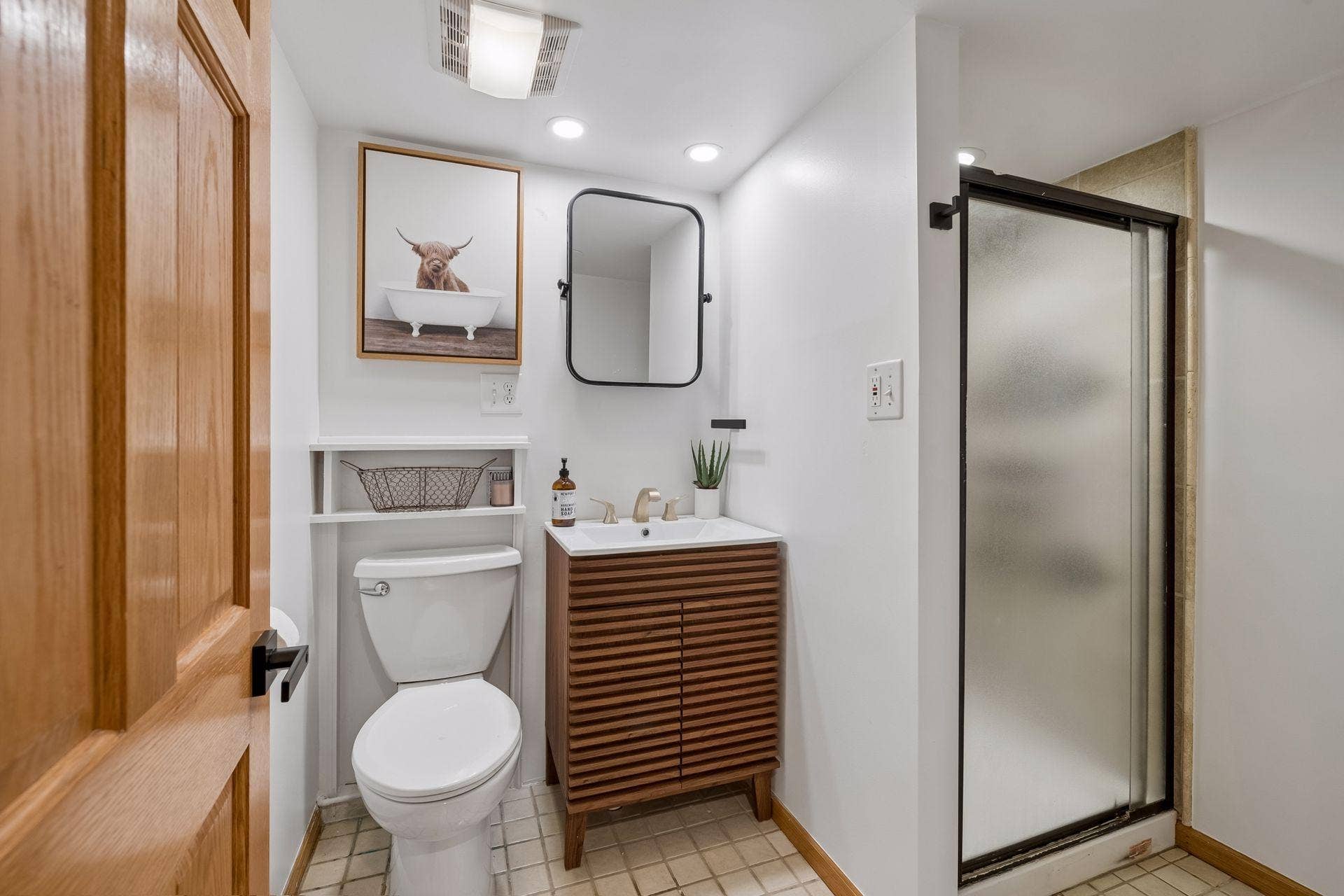 2510 W 22nd Street, 39, Minneapolis, MN 55405 2510 W 22nd Street, 39, Minneapolis, MN 55405