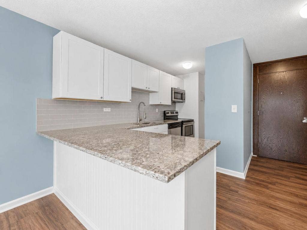 15 S 1st St, #A410, 19, Minneapolis, MN 55401 15 S 1st St, #A410, 19, Minneapolis, MN 55401