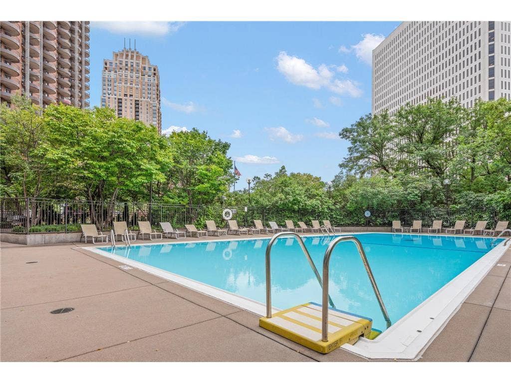 15 S 1st St, #A410, 19, Minneapolis, MN 55401 15 S 1st St, #A410, 19, Minneapolis, MN 55401