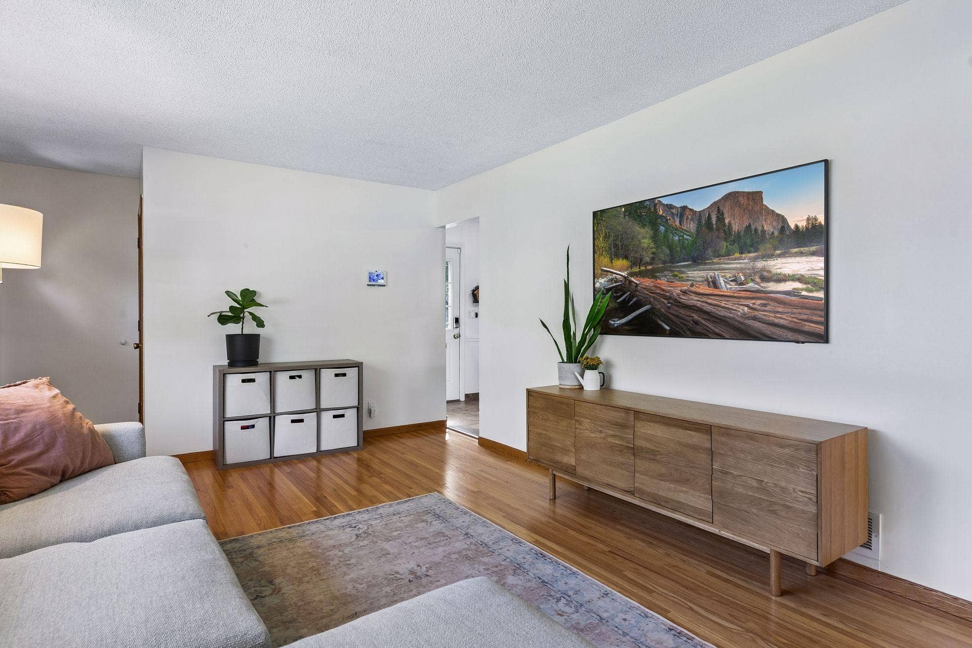 4333 Diamond Drive, Eagan, MN 55122 4333 Diamond Drive, Eagan, MN 55122