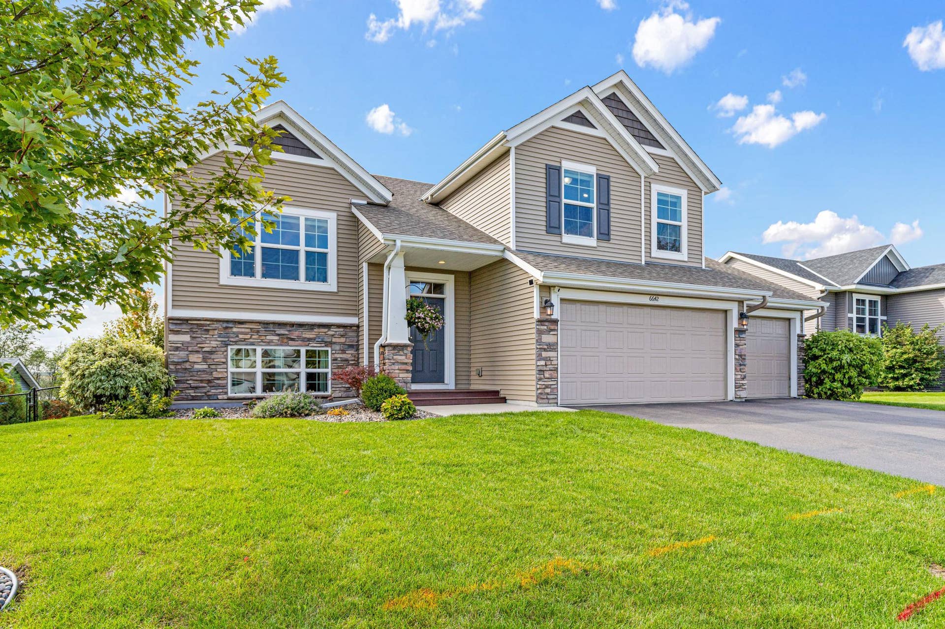 6642 96th Street S, Cottage Grove, MN 55016 6642 96th Street S, Cottage Grove, MN 55016