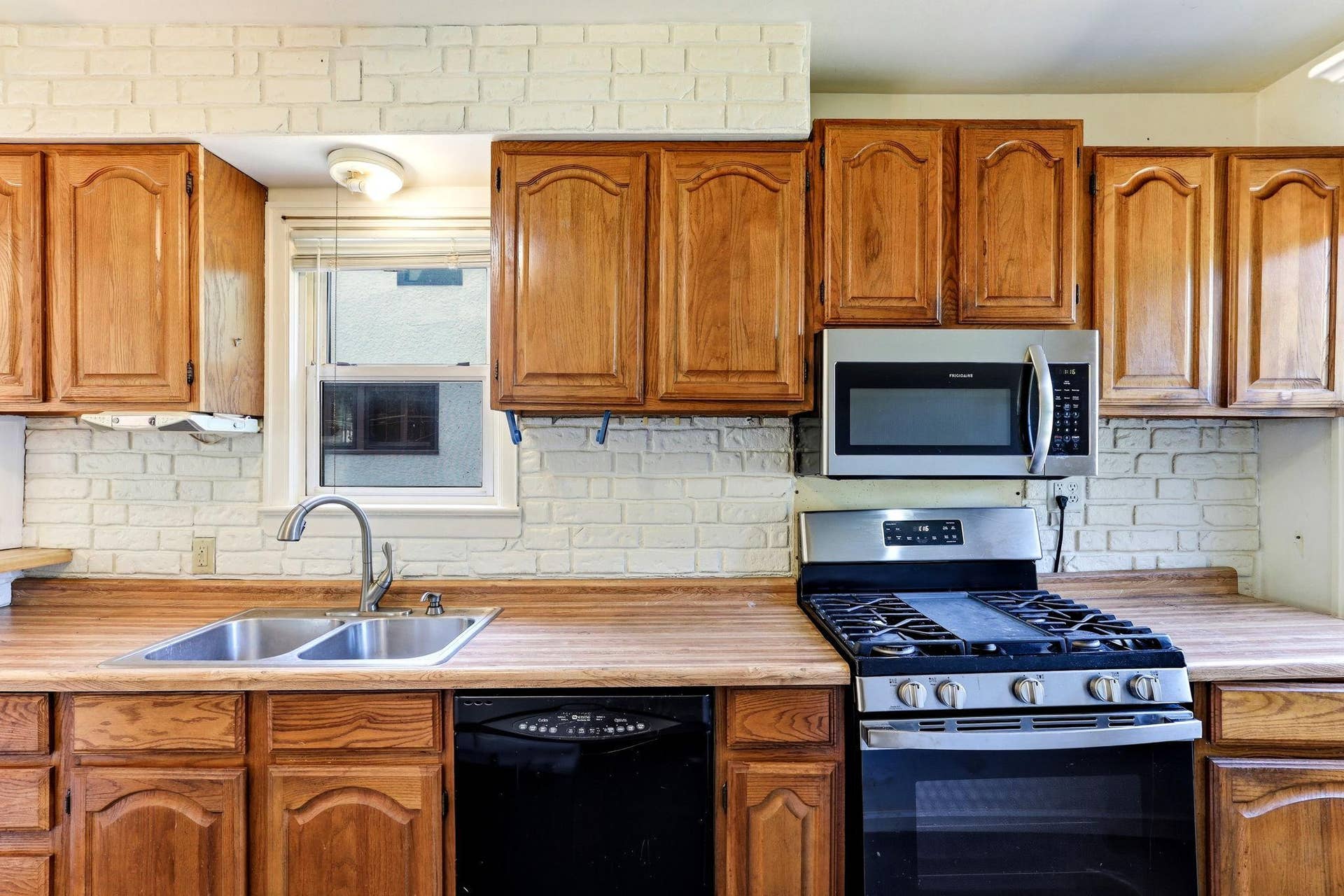 251 Stevens Street W, 104, Saint Paul, MN 55107 251 Stevens Street W, 104, Saint Paul, MN 55107