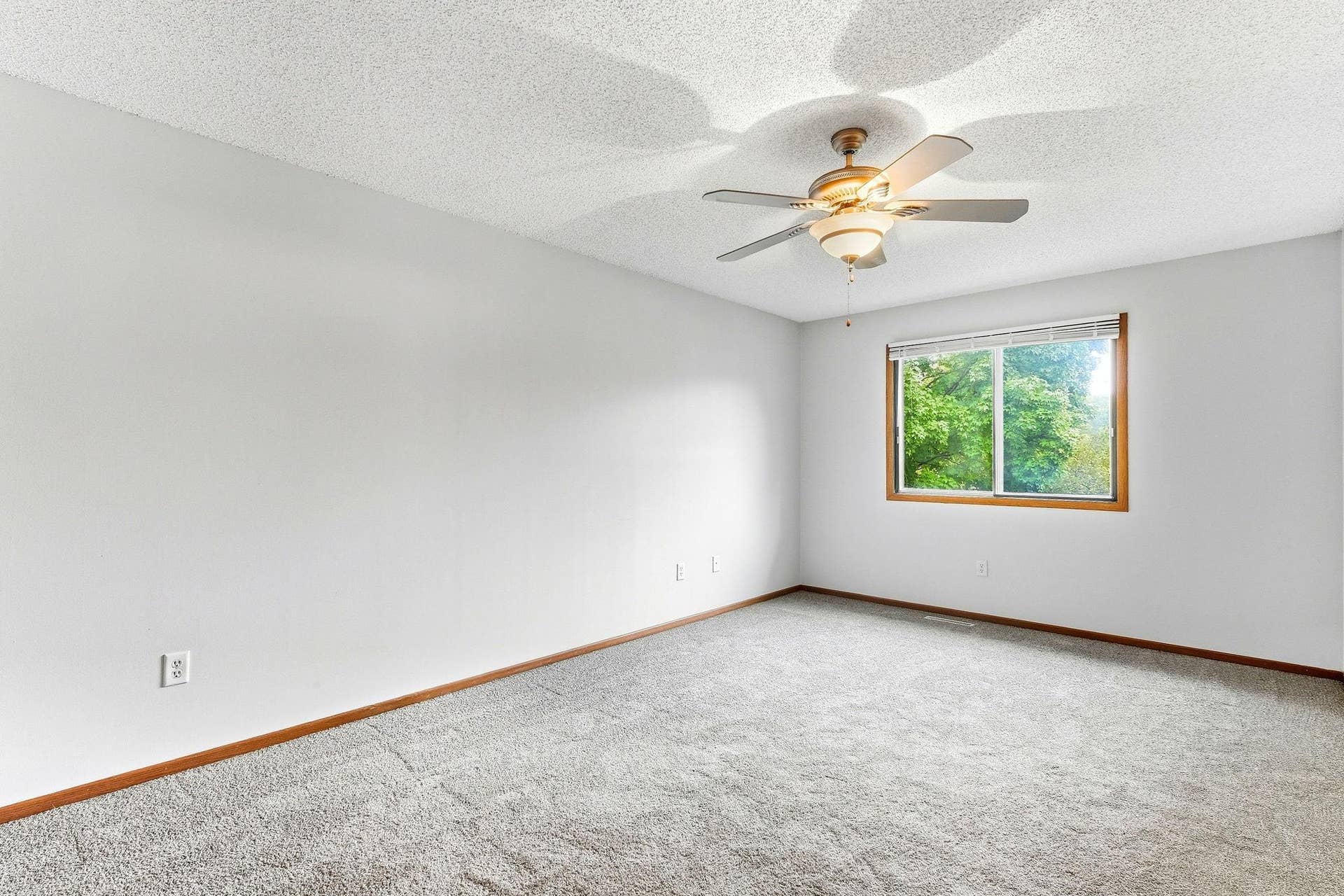 2606 Brookdale Lane, Brooklyn Park, MN 55444 2606 Brookdale Lane, Brooklyn Park, MN 55444