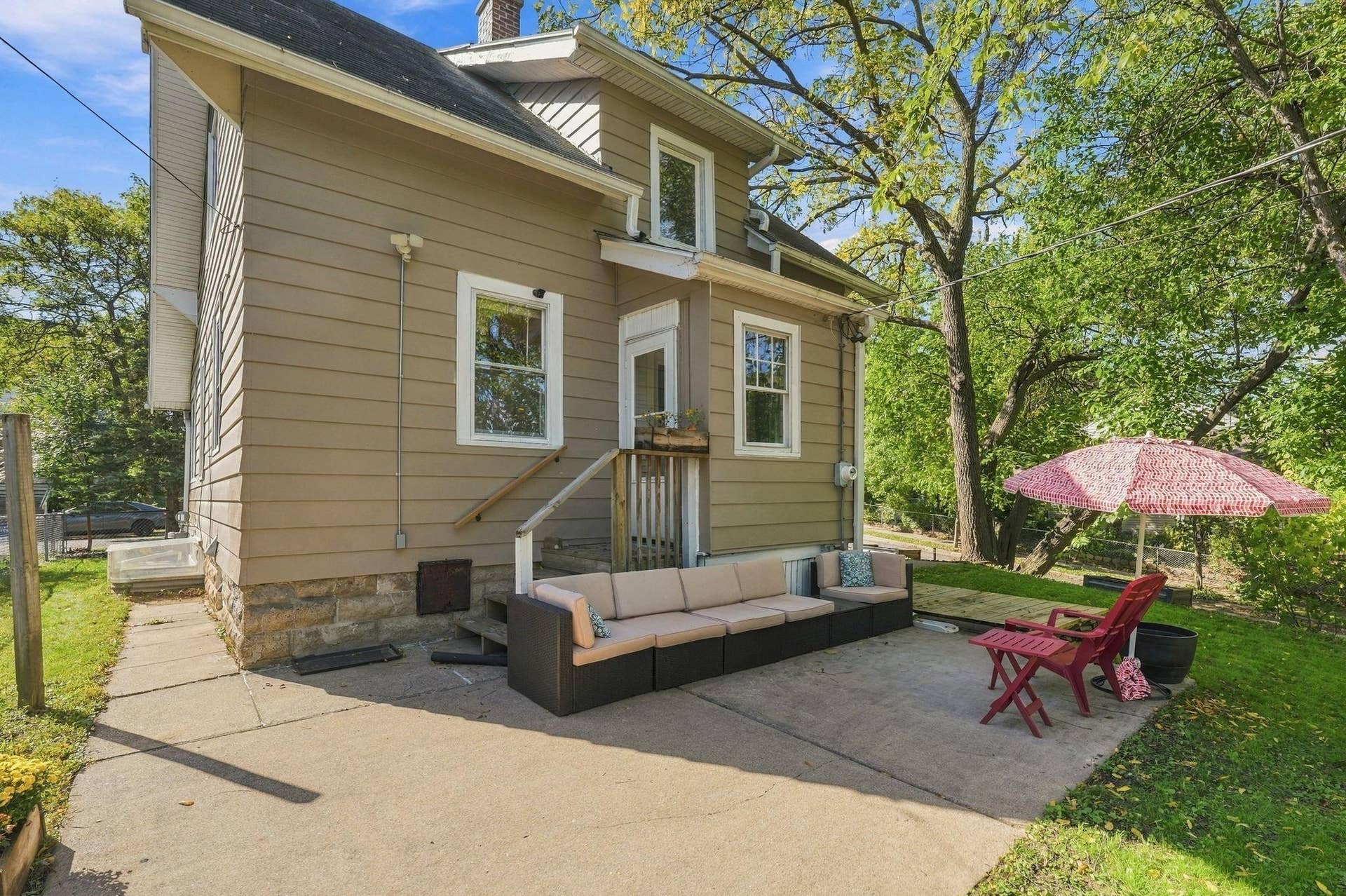 211 Morton Street E, 104, Saint Paul, MN 55107