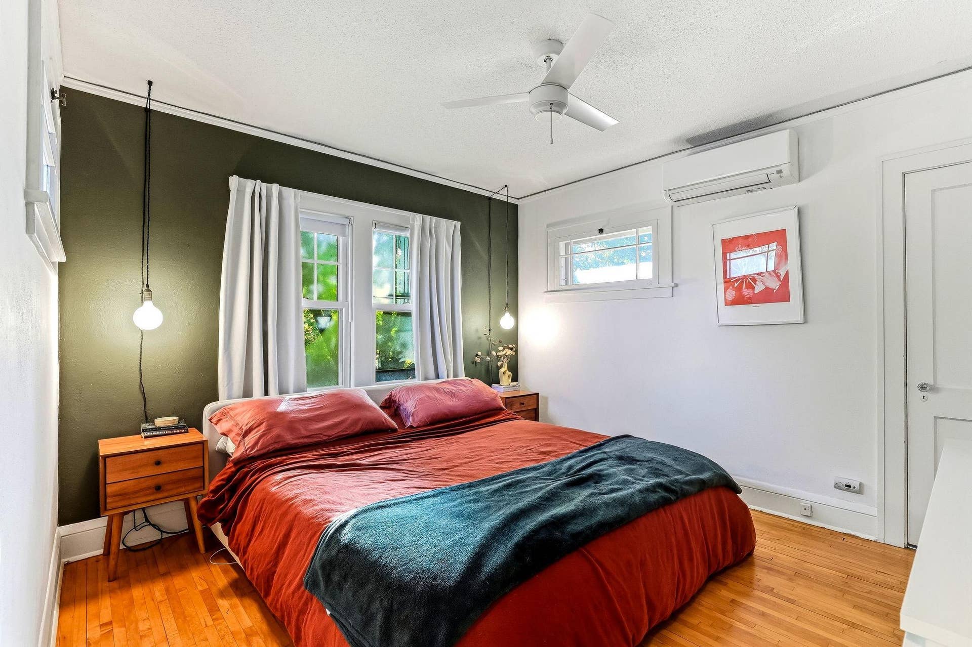 4748 Drew Avenue S, 28, Minneapolis, MN 55410 19-web-or-mls-4748-Drew-Ave-19.jpg