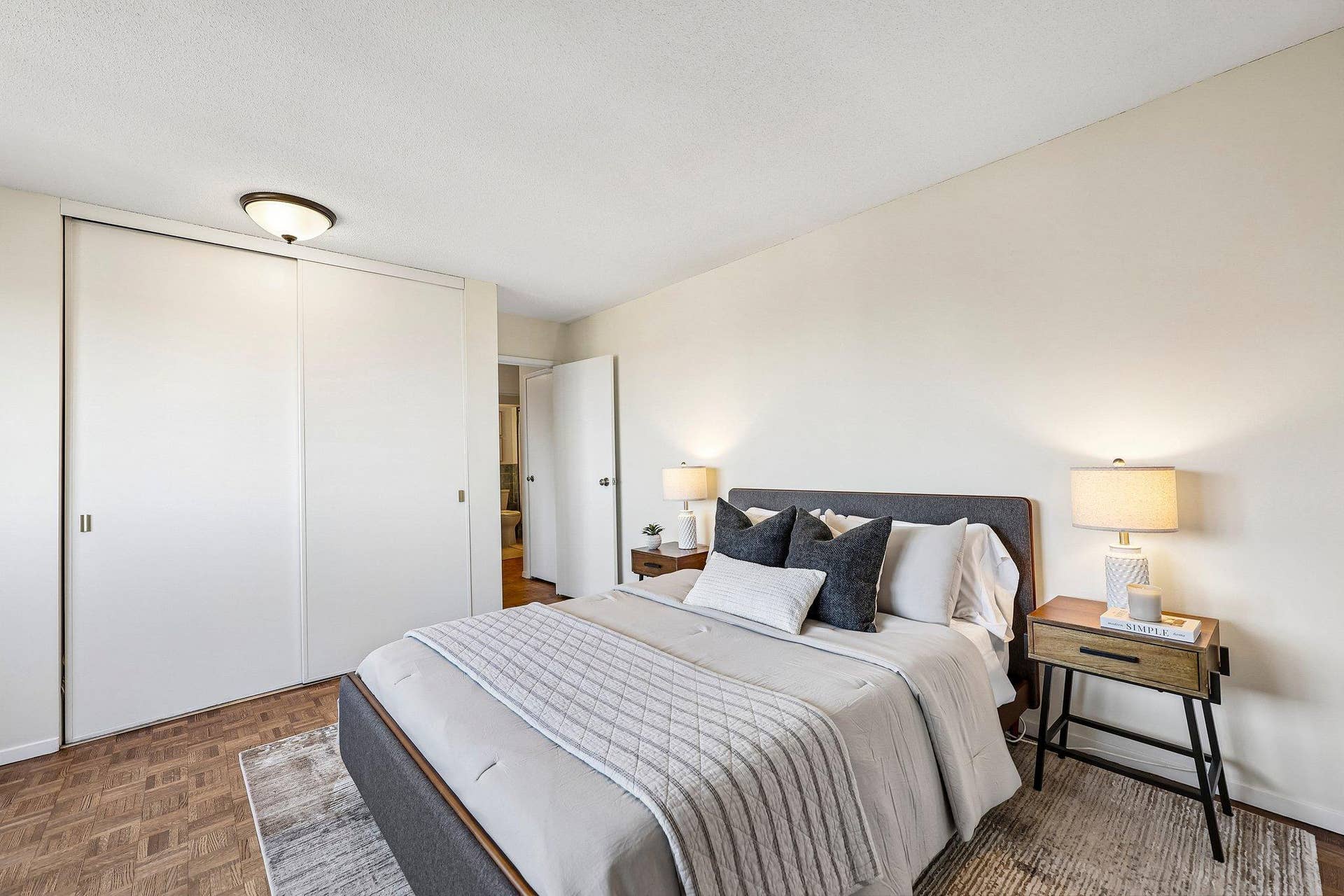 400 Groveland Avenue, #611, 45, Minneapolis, MN 55403 400 Groveland Avenue, #611, 45, Minneapolis, MN 55403