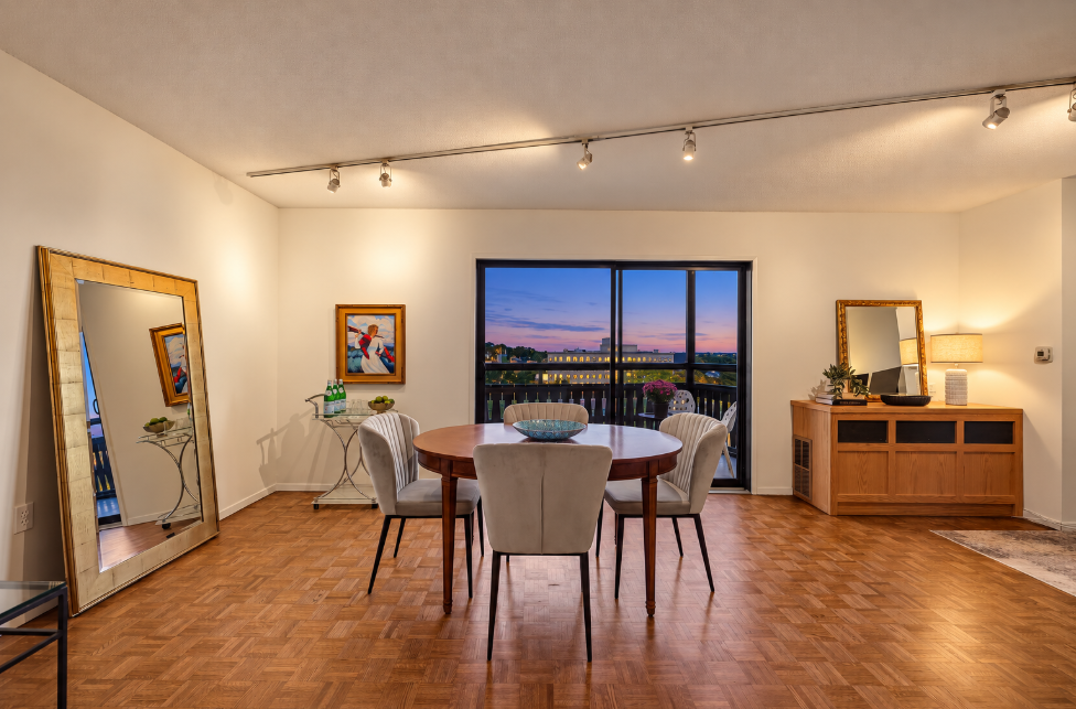 400 Groveland Avenue, #611, 45, Minneapolis, MN 55403 400 Groveland Avenue, #611, 45, Minneapolis, MN 55403