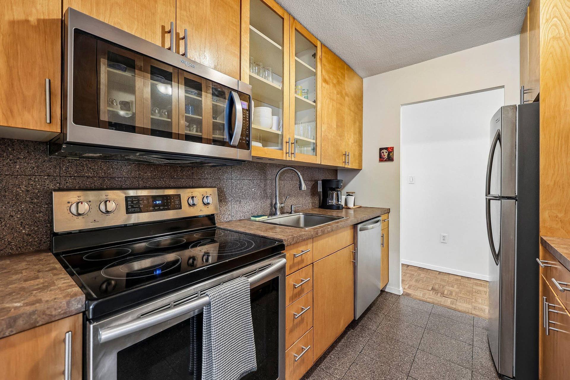 400 Groveland Avenue, #611, 45, Minneapolis, MN 55403 400 Groveland Avenue, #611, 45, Minneapolis, MN 55403