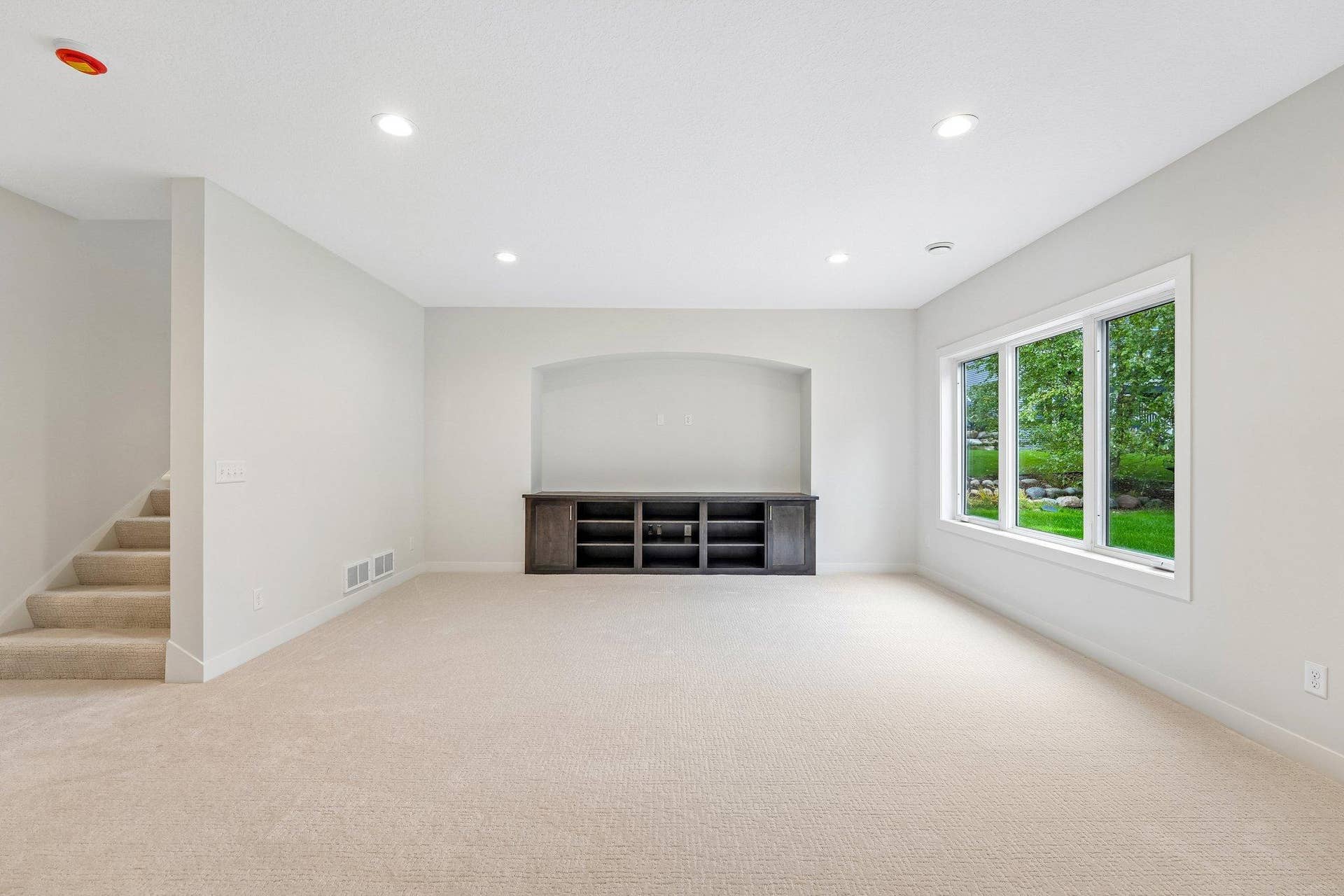 325 County Road B W, Roseville, MN 55113 45-web-or-mls-County Road B-S0110-045.jpg