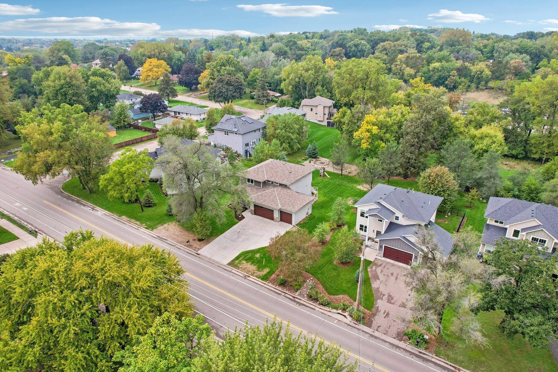 325 County Road B W, Roseville, MN 55113 69-web-or-mls-County Road B-S0110-069.jpg